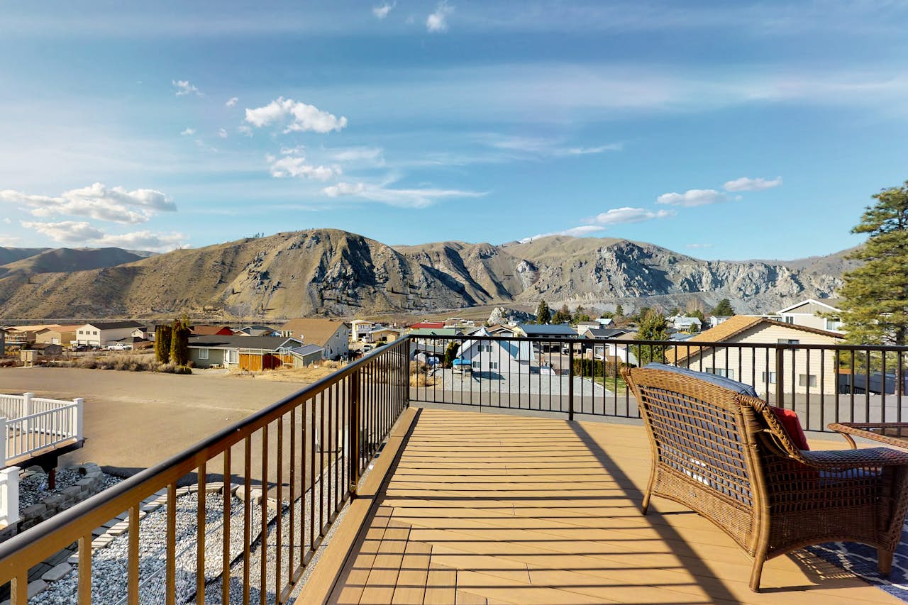 River House at Sun Cove 3 BD Vacation Rental in Orondo, WA Vacasa