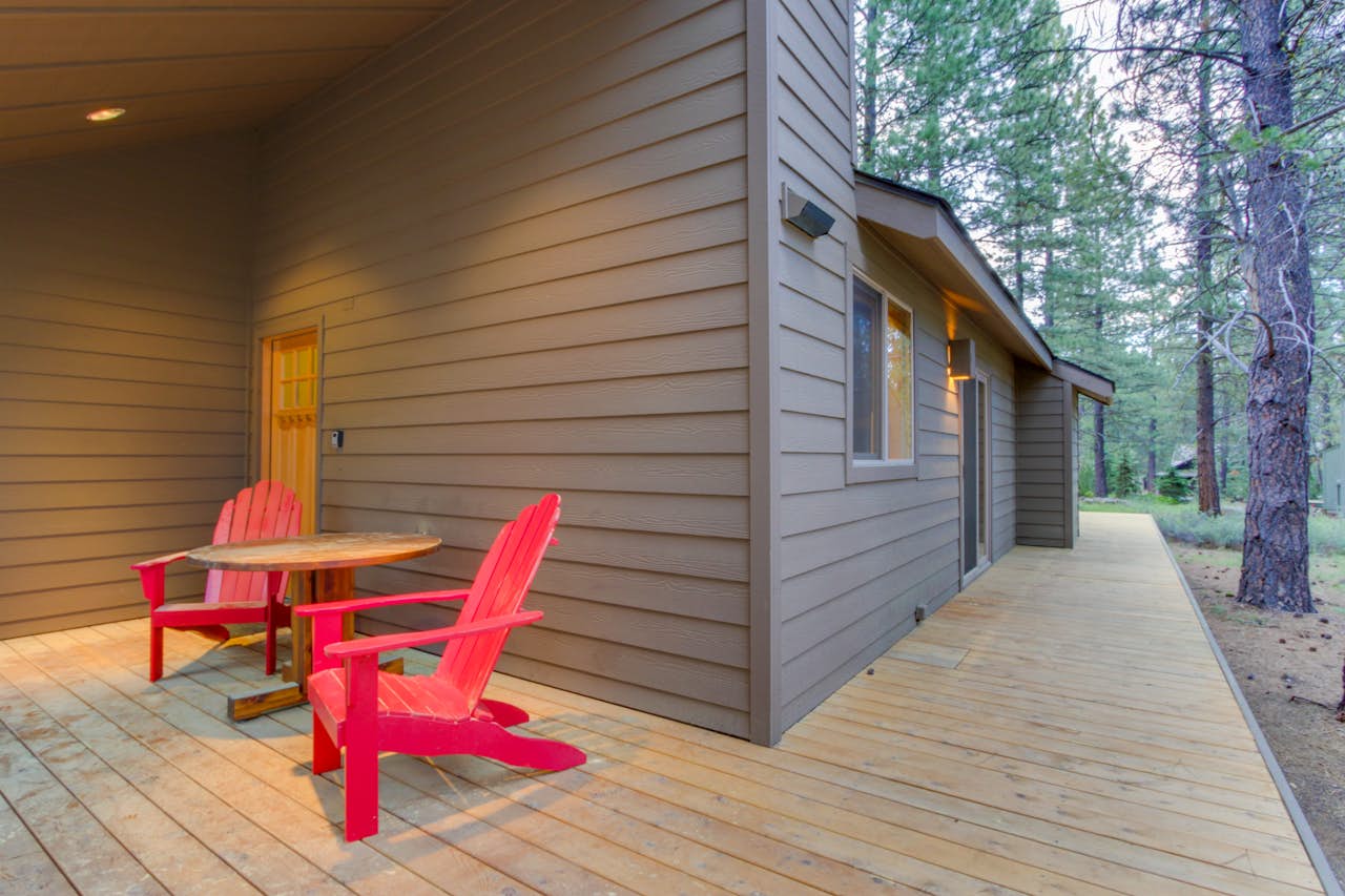 Cedar 2 3 BD Vacation Rental in Sunriver, OR Vacasa