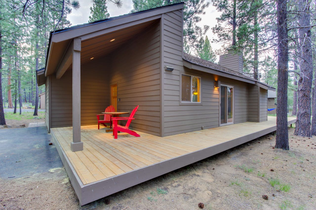 Cedar 2 3 BD Vacation Rental in Sunriver, OR Vacasa