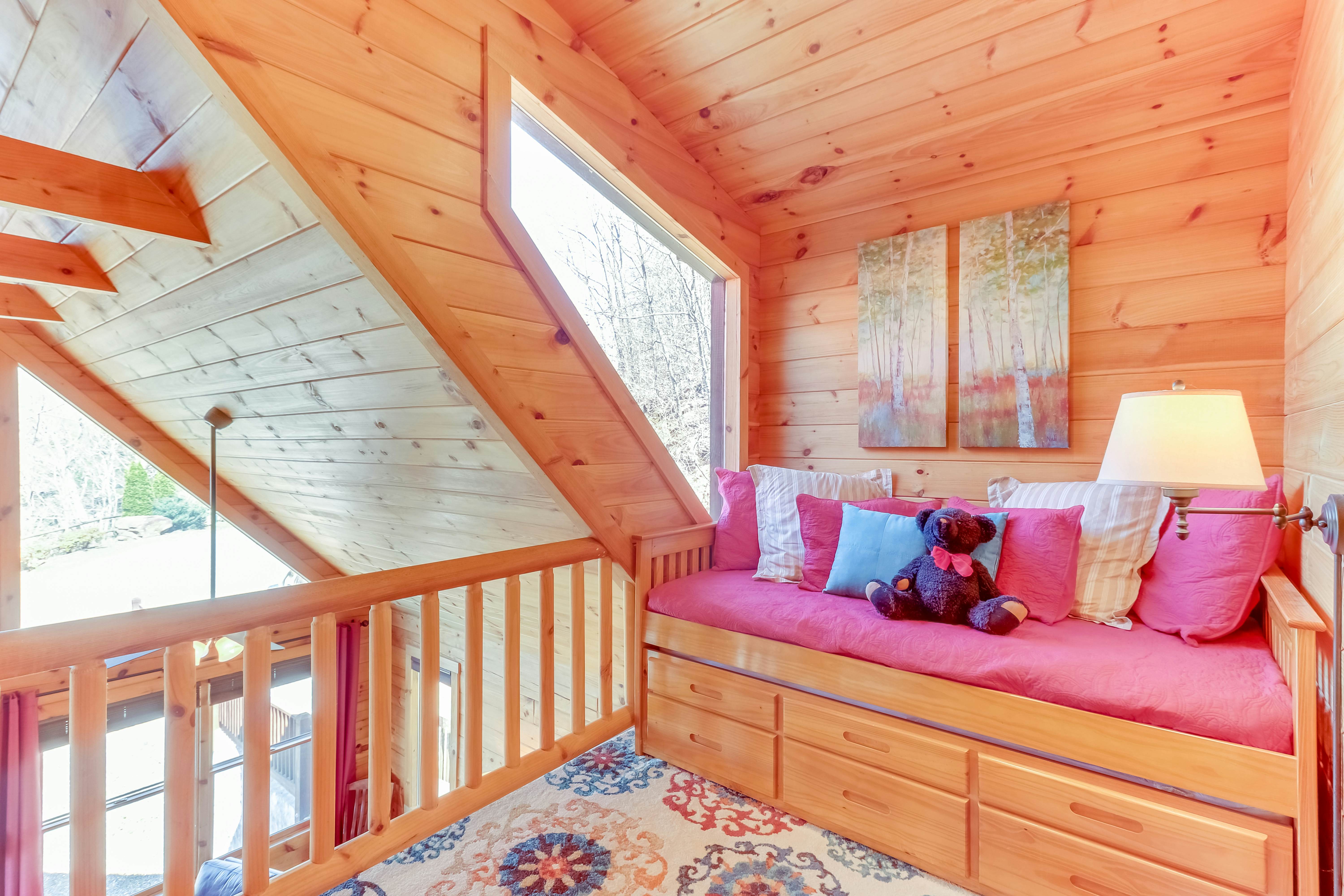 Eagle's View Lodge 4 BD Sylva, NC Vacation Rental Vacasa