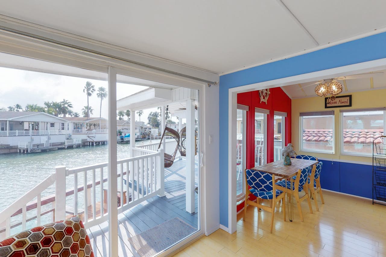 Long Island Village 658 Sand Dollar 2 BD Port Isabel, TX Vacation