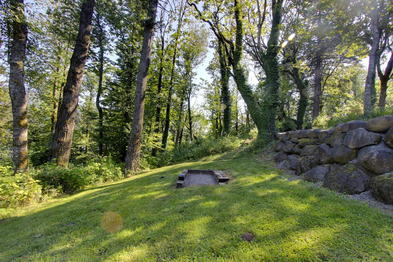 Cascadia Tree House 4 BD Vacation Rental in Washougal, WA Vacasa