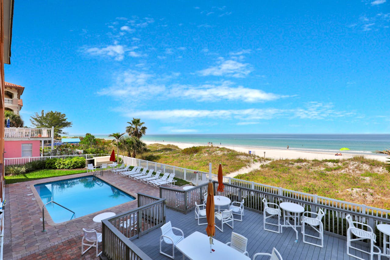 Casa De Playa 204 2 Bd Vacation Rental In Indian Rocks