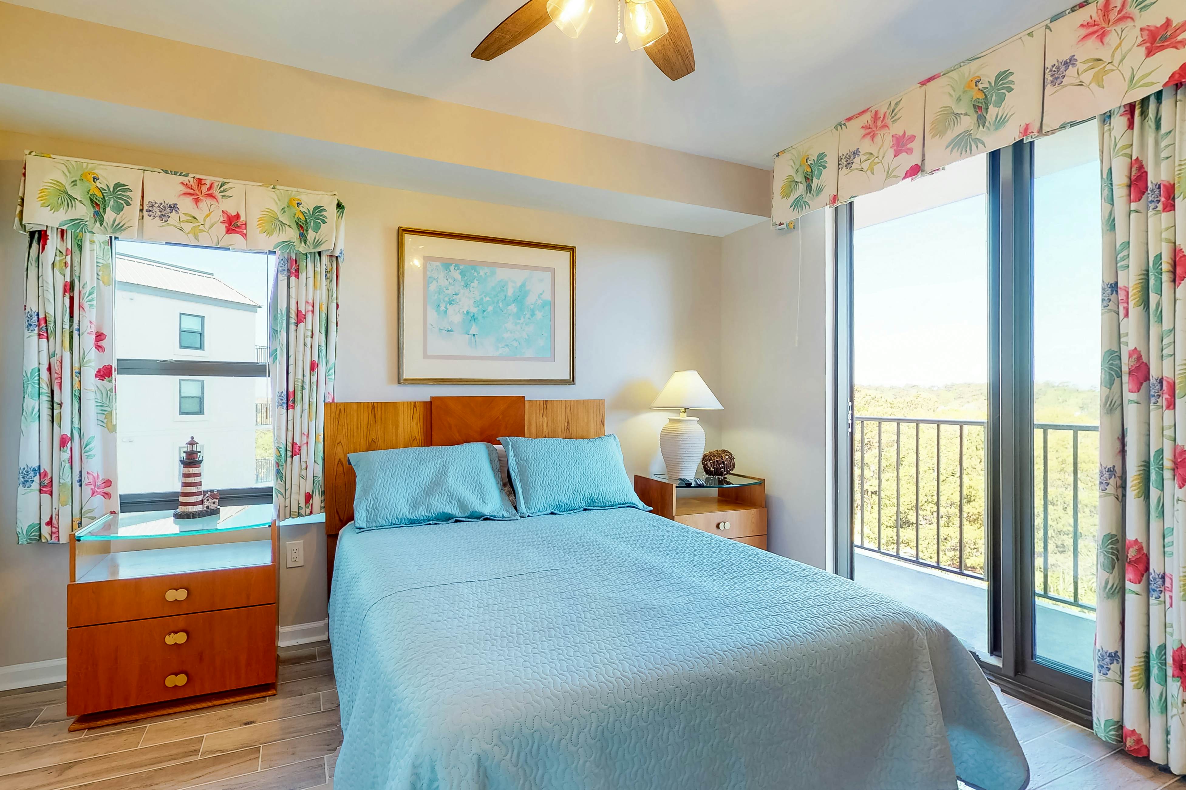 Palmetto Sunrise | 3 BD Litchfield Beach, SC Vacation Rental | Vacasa