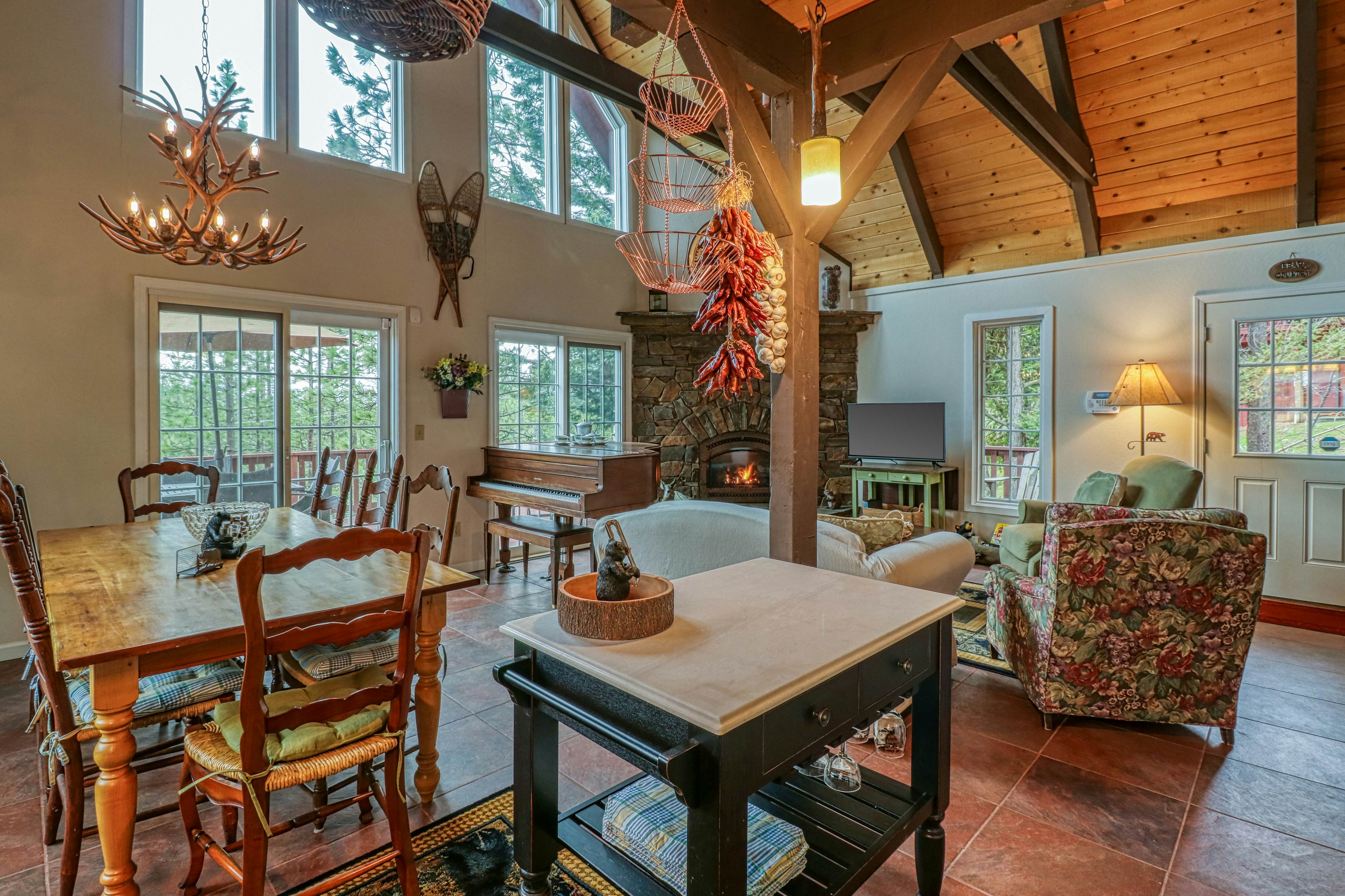 Forest Bears Hideout