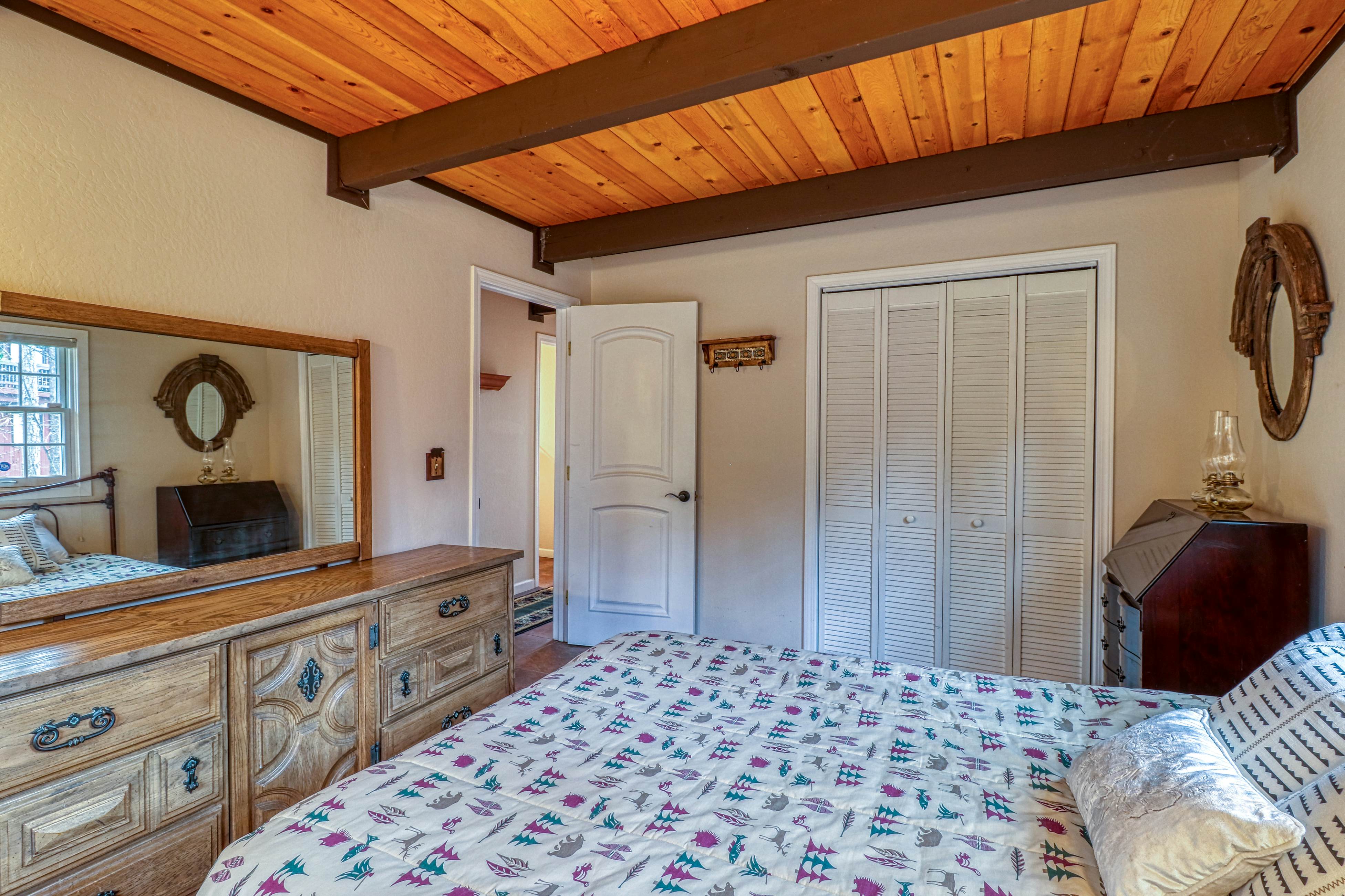 Forest Bears Hideout