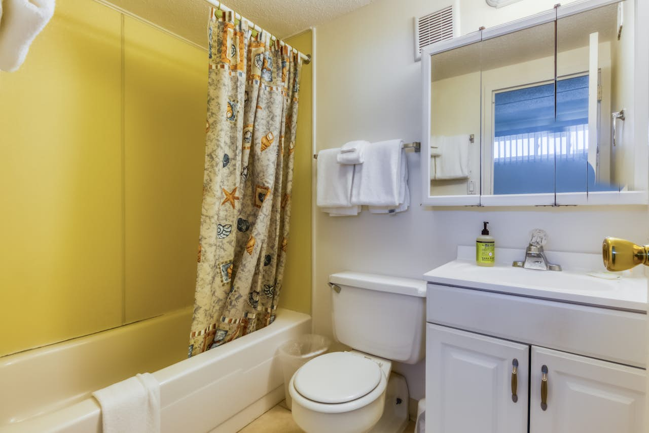 Wight Bay Condo | 2 BD Vacation Rental in Ocean City, MD | Vacasa