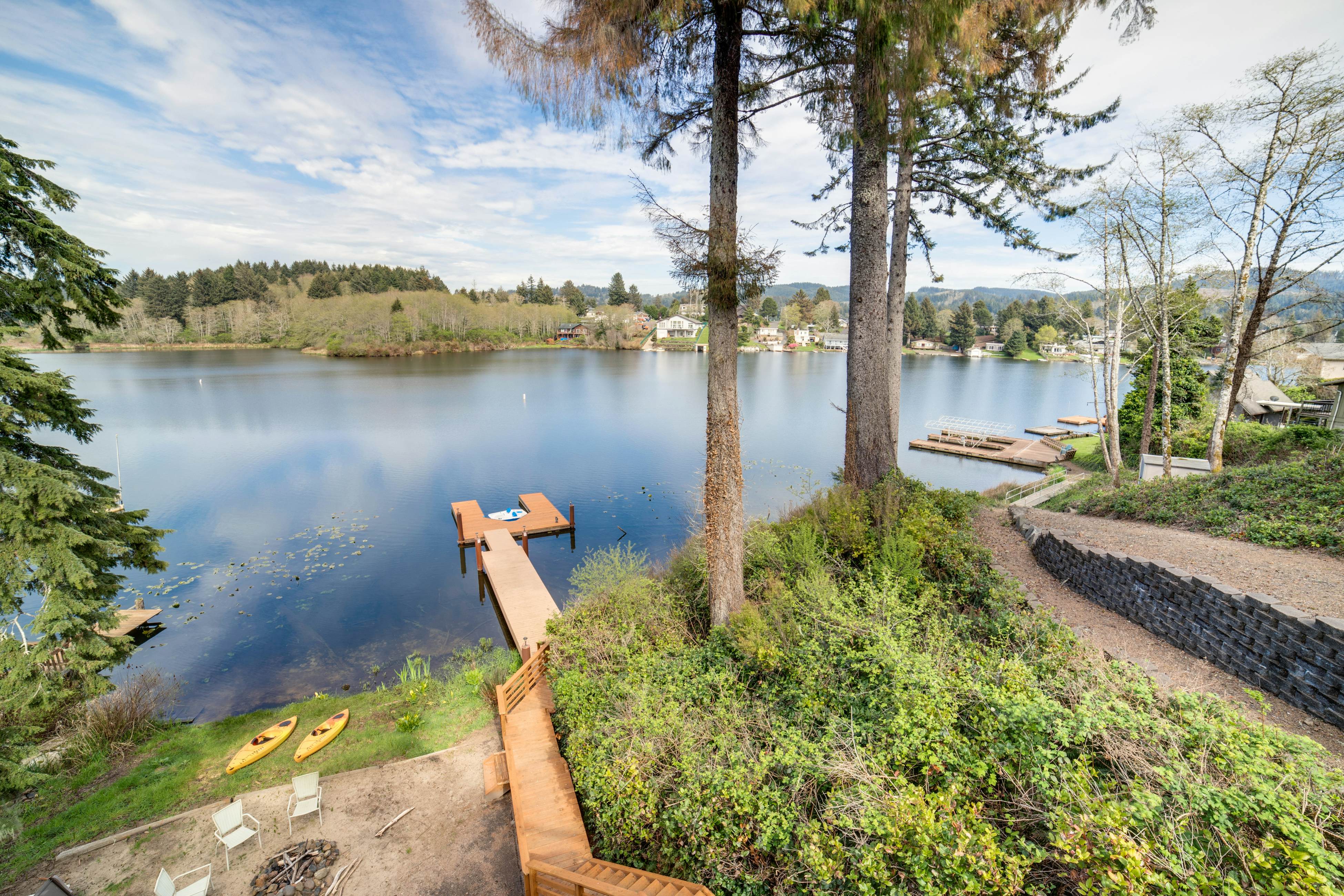 Lincoln City, OR Beach House Rentals Professionally Cleaned Vacasa