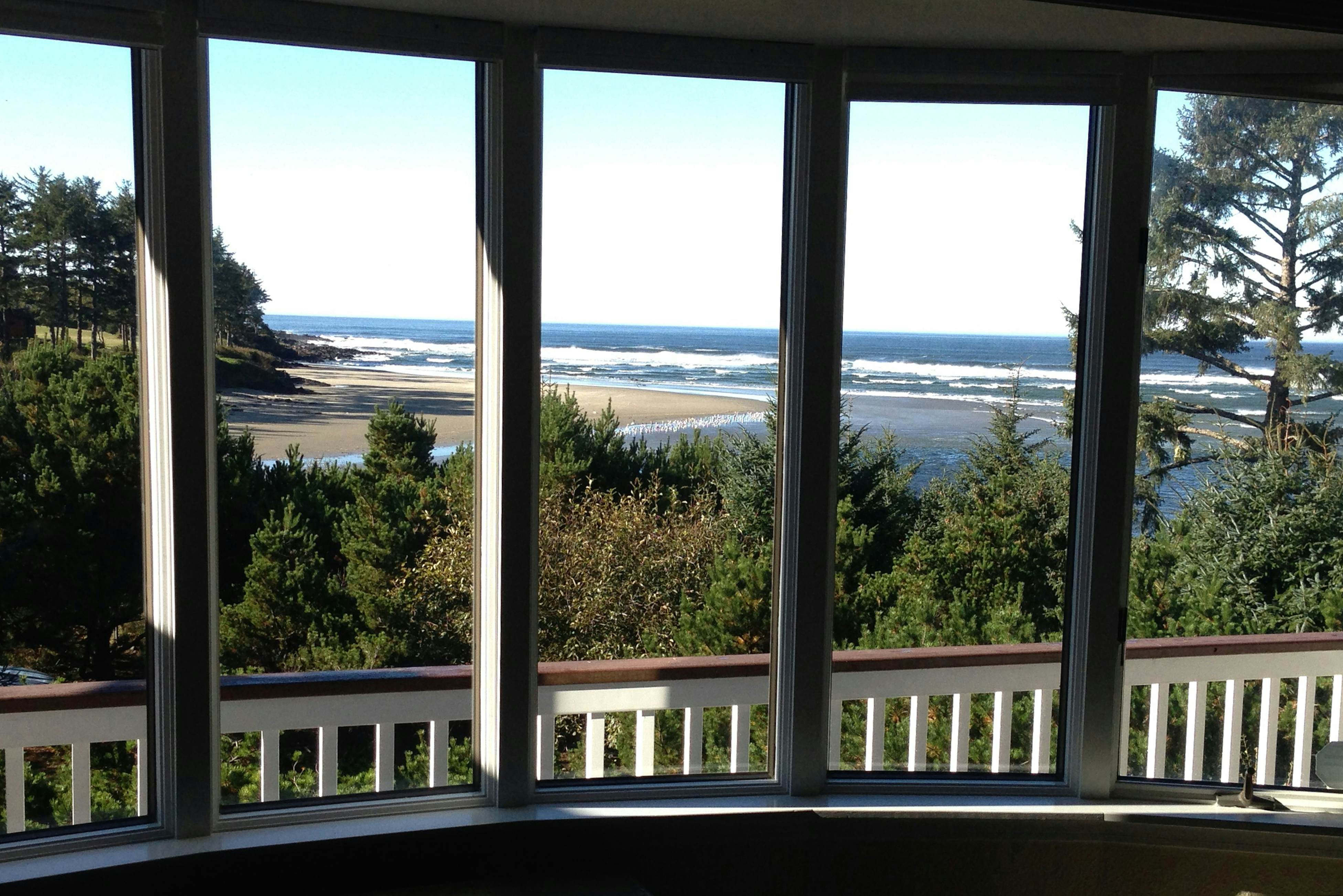 Hidden Luxury Beachfront Estate