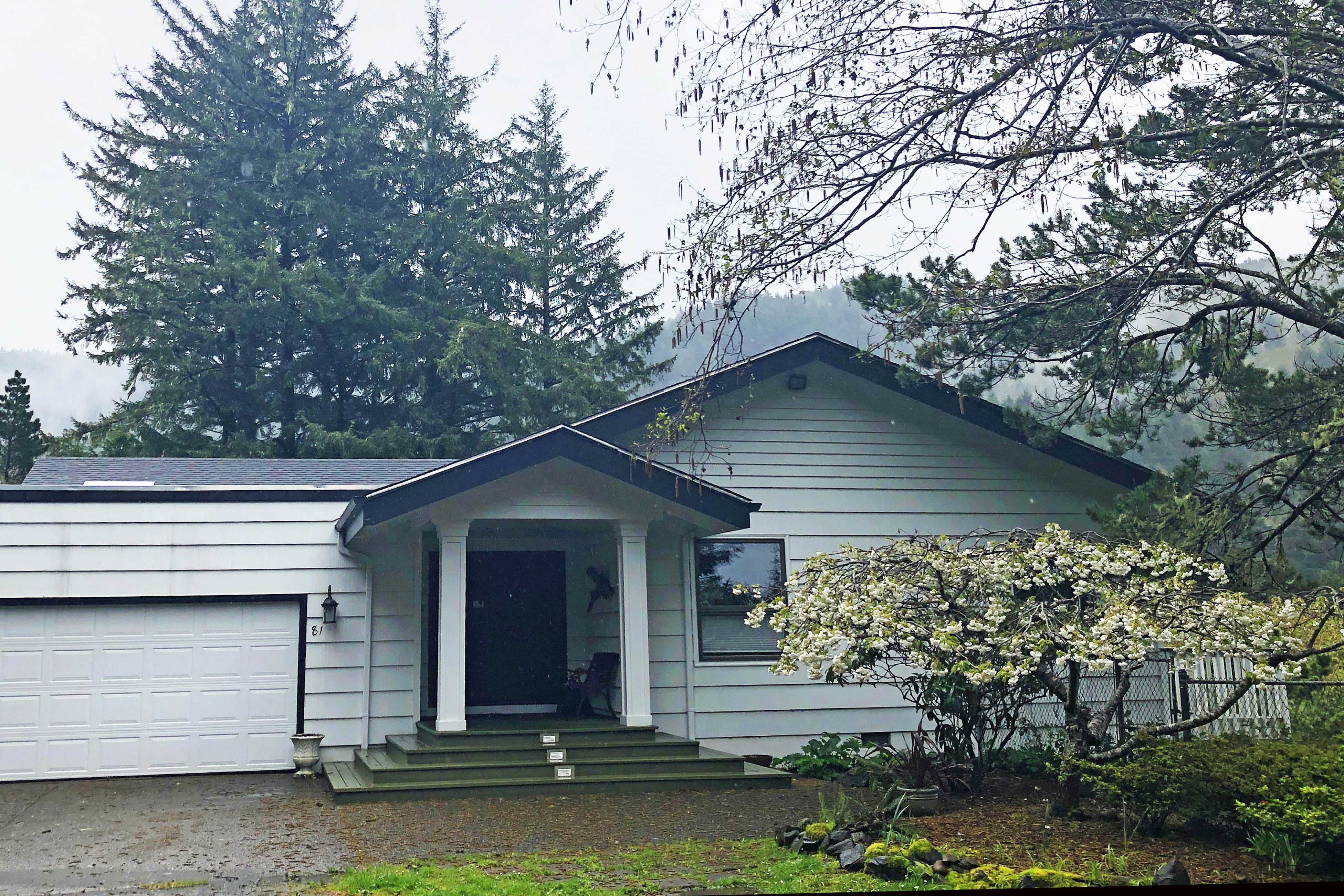 Hidden Luxury Beachfront Estate