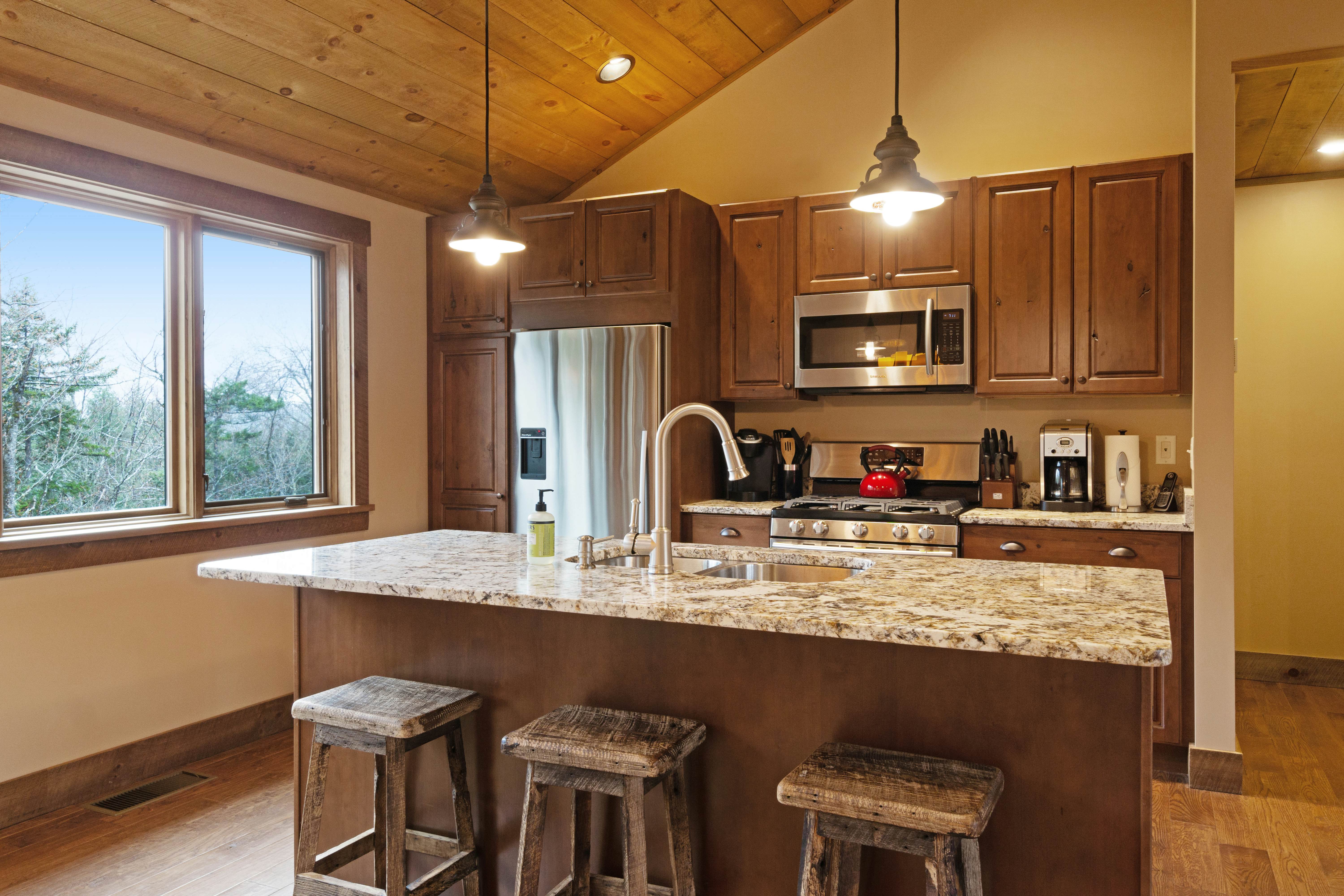 Mountain Estate Family Getaway