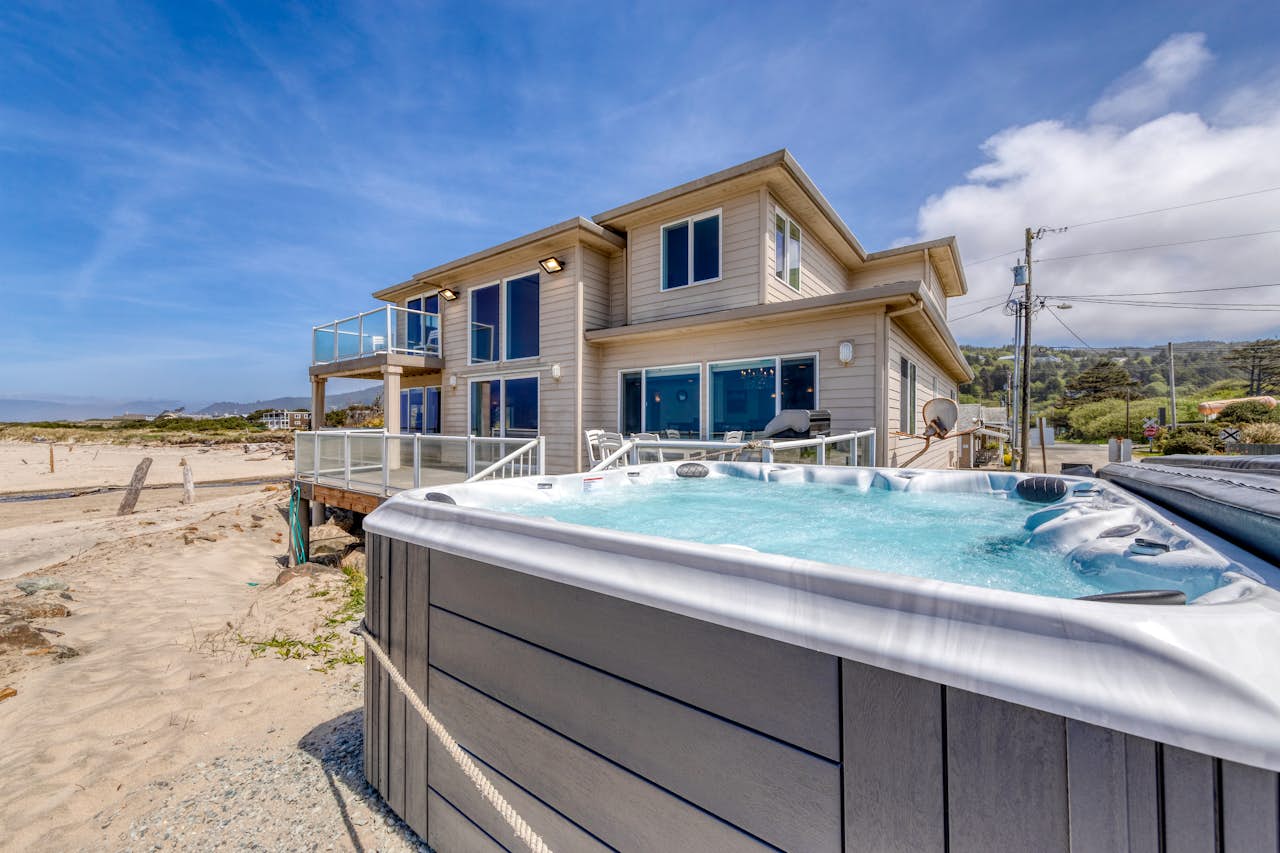 Rockaway Beach Villa 6 Bd Vacation Al In Or Vacation Al In Rockaway Beach