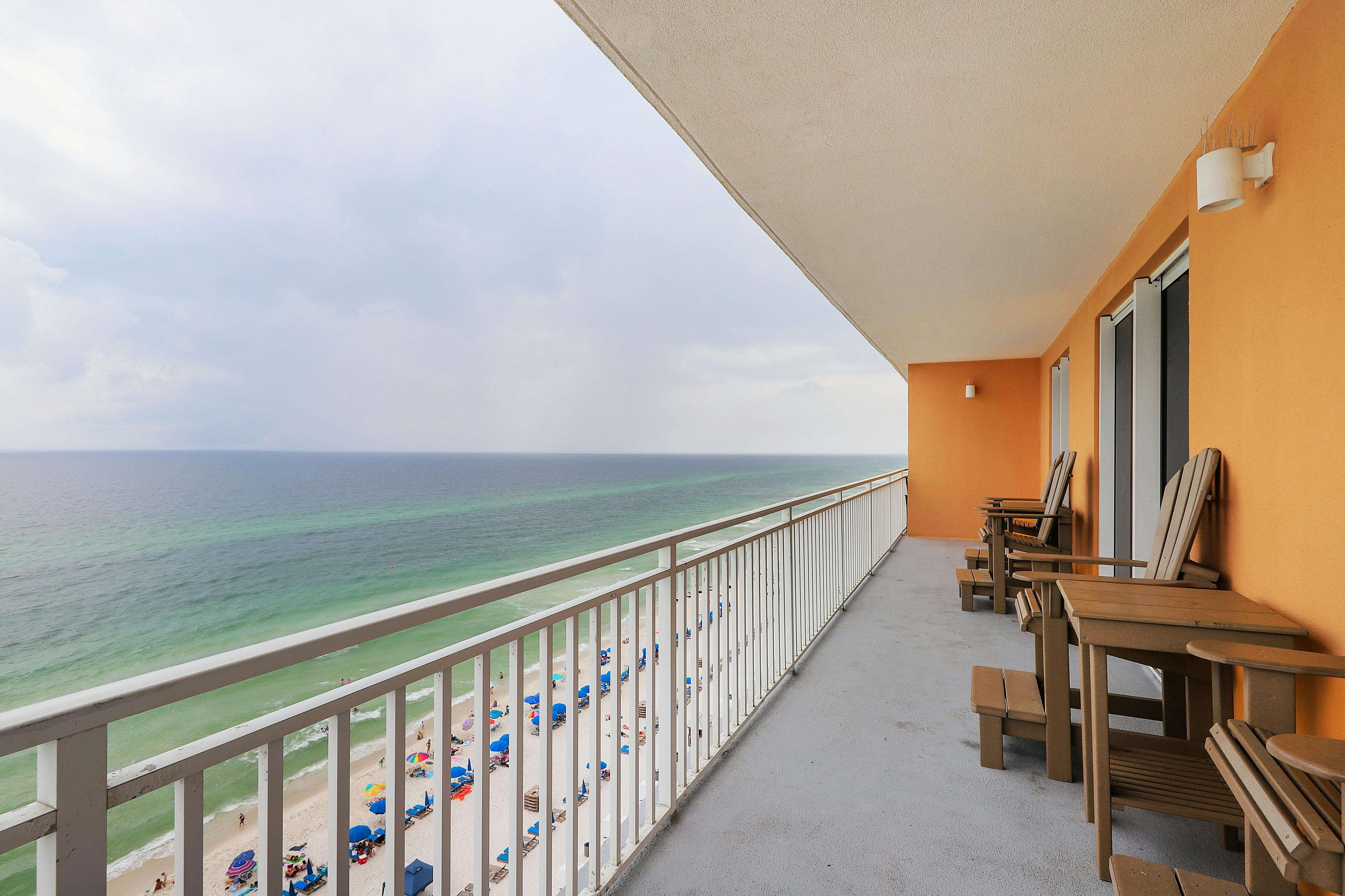 Splash Resort | Panama City Beach Condos, Resort Rentals | Vacasa