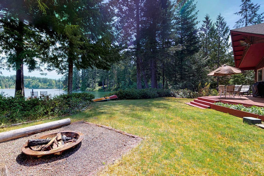Hood Canal Vacation Rentals Cabins Vacasa