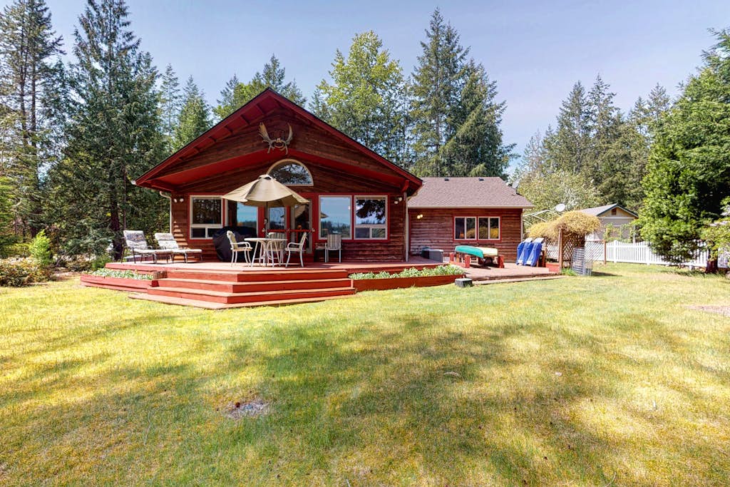 Hood Canal Vacation Rentals Cabins Vacasa