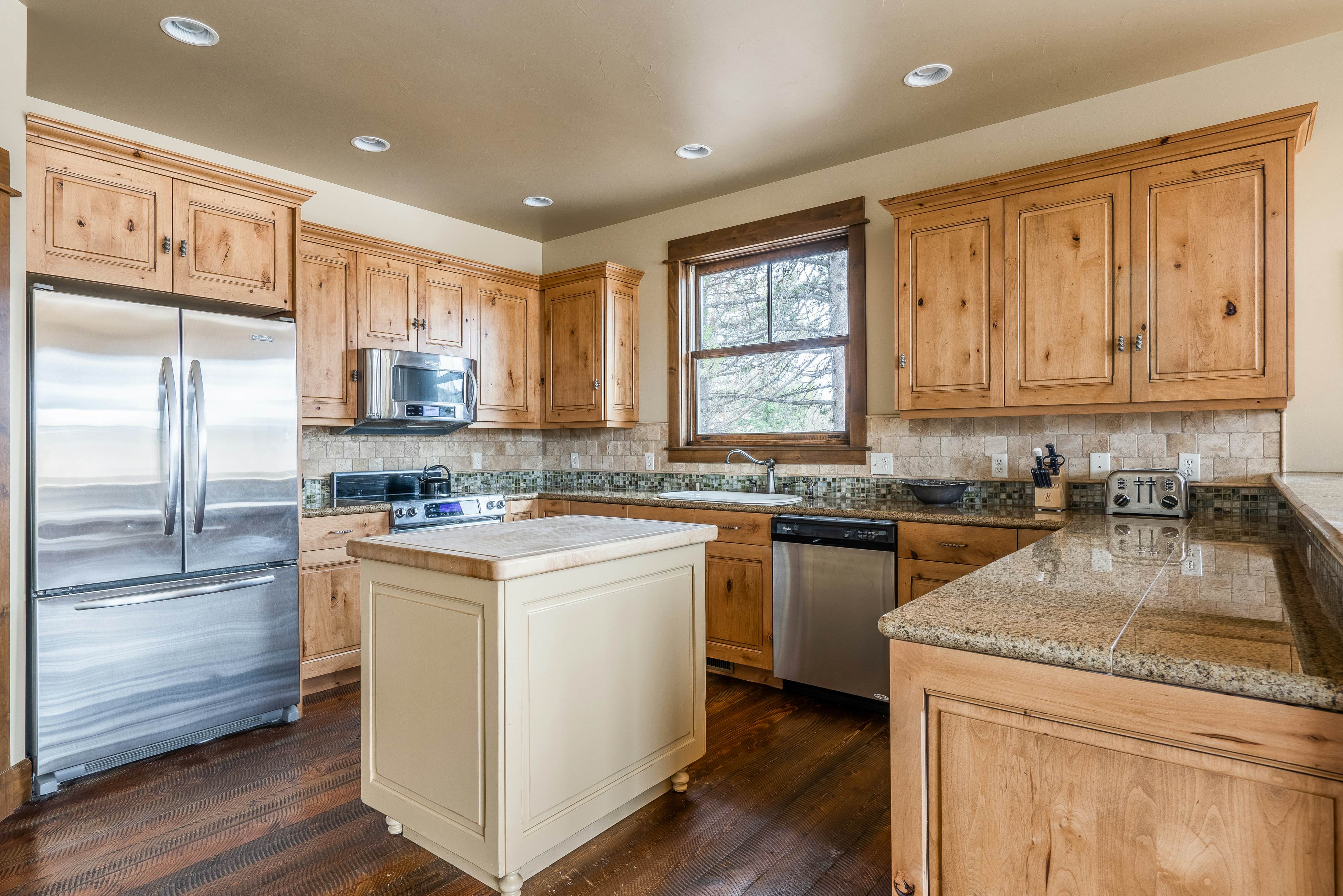 Rainbow Point Sabo Cabin