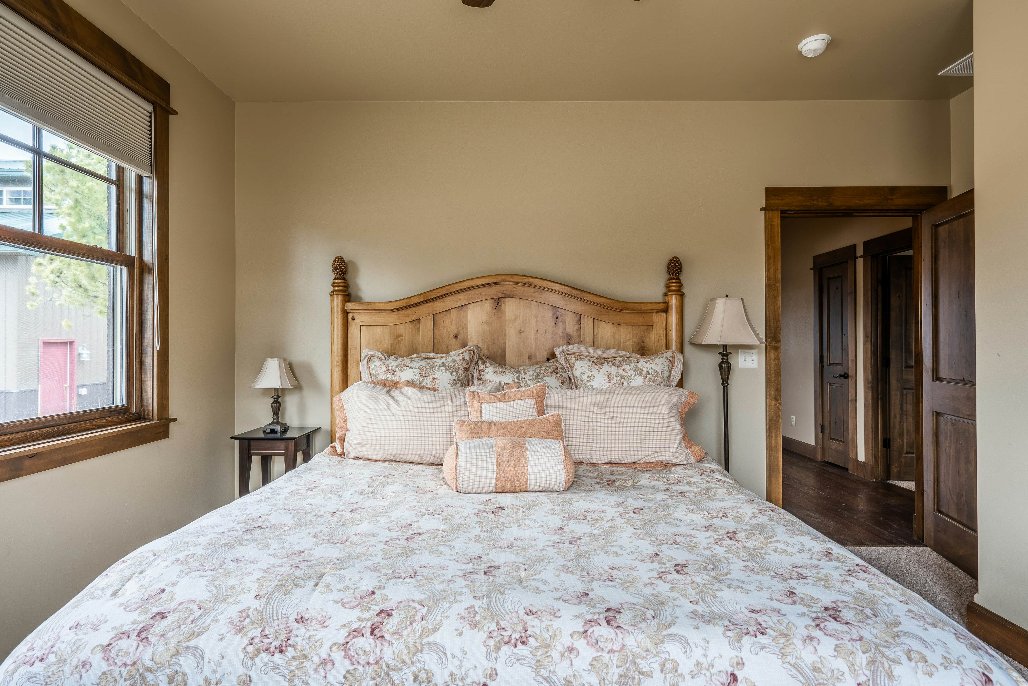 Rainbow Point Sabo Cabin