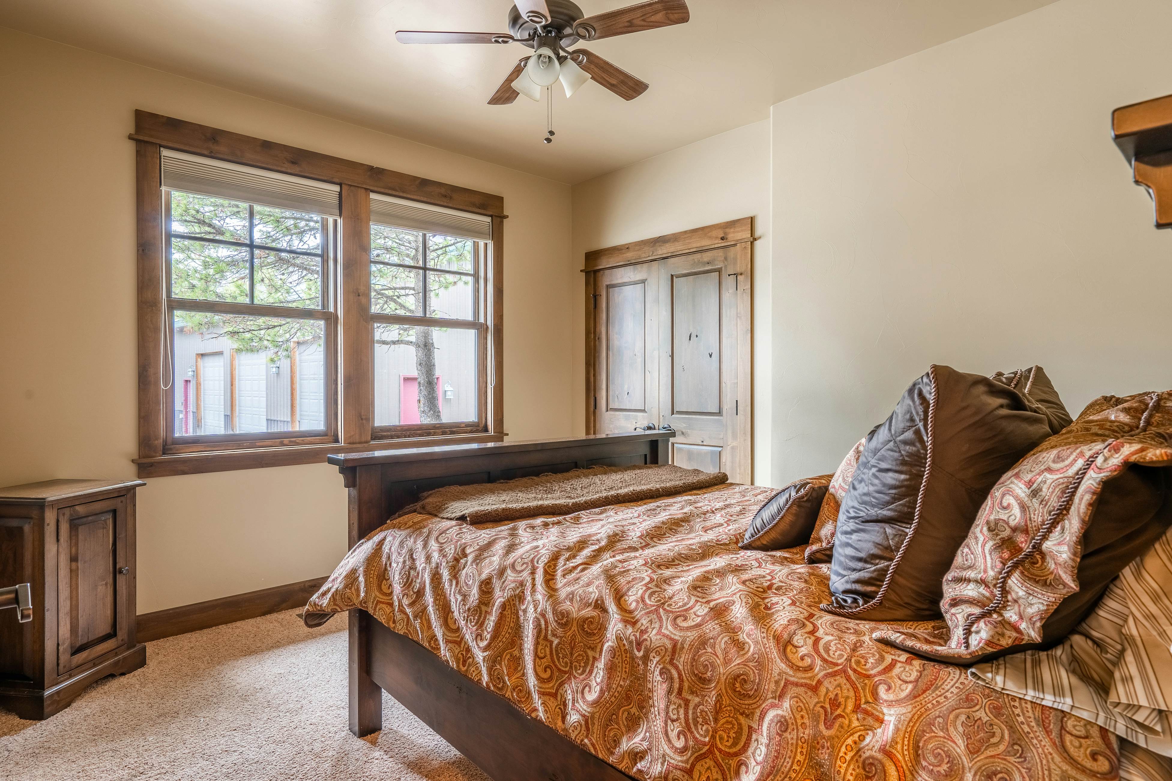 Rainbow Point Sabo Cabin