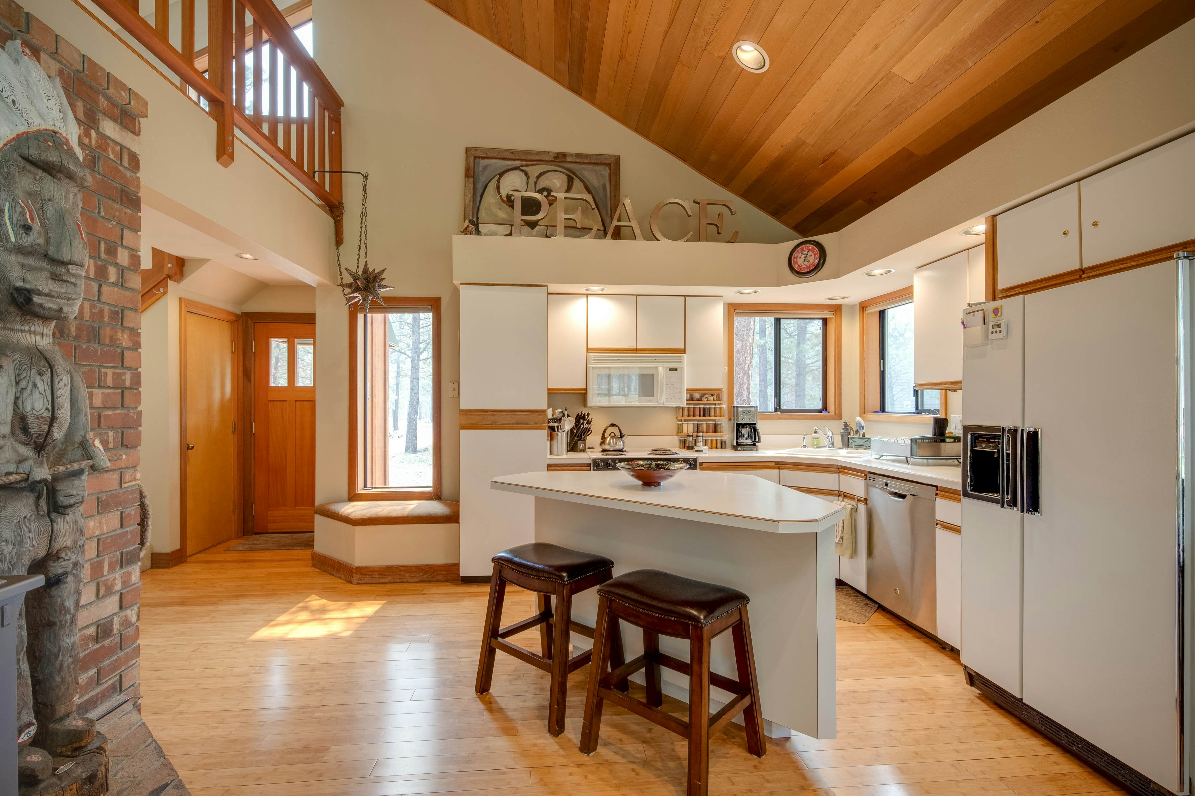 Sisters Tollgate Retreat with Hot Tub & WiFi 2 BD Sisters, OR