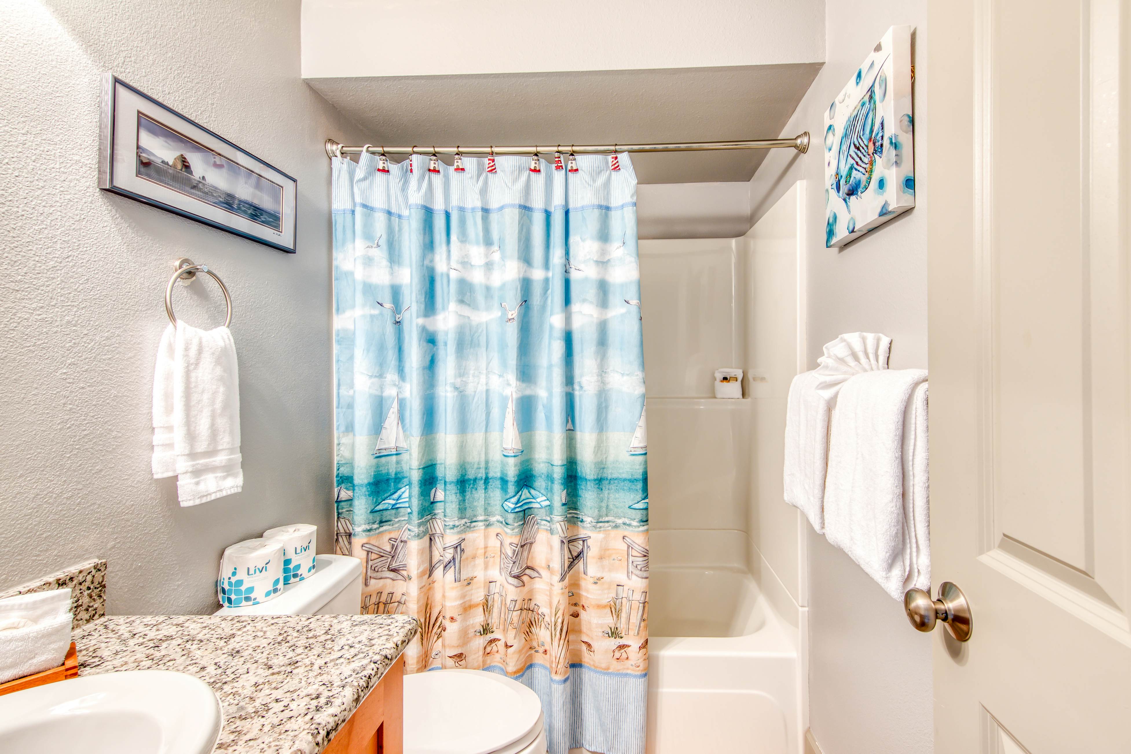 RiverWalk Cozy Condo 2 BD Seaside, OR Vacation Rental Vacasa