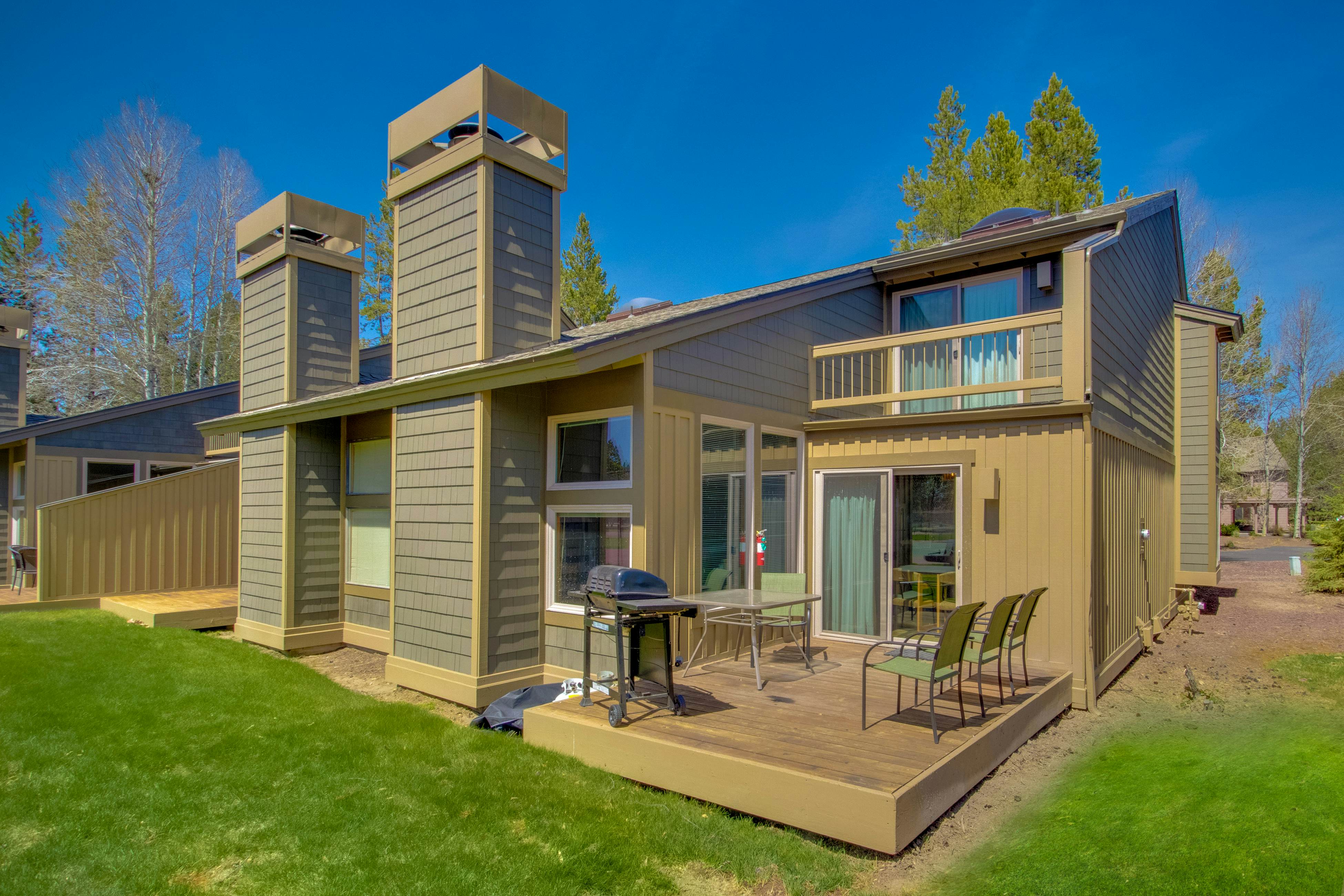 Quelah Condo 16 3 BD Sunriver, OR Vacation Rental Vacasa