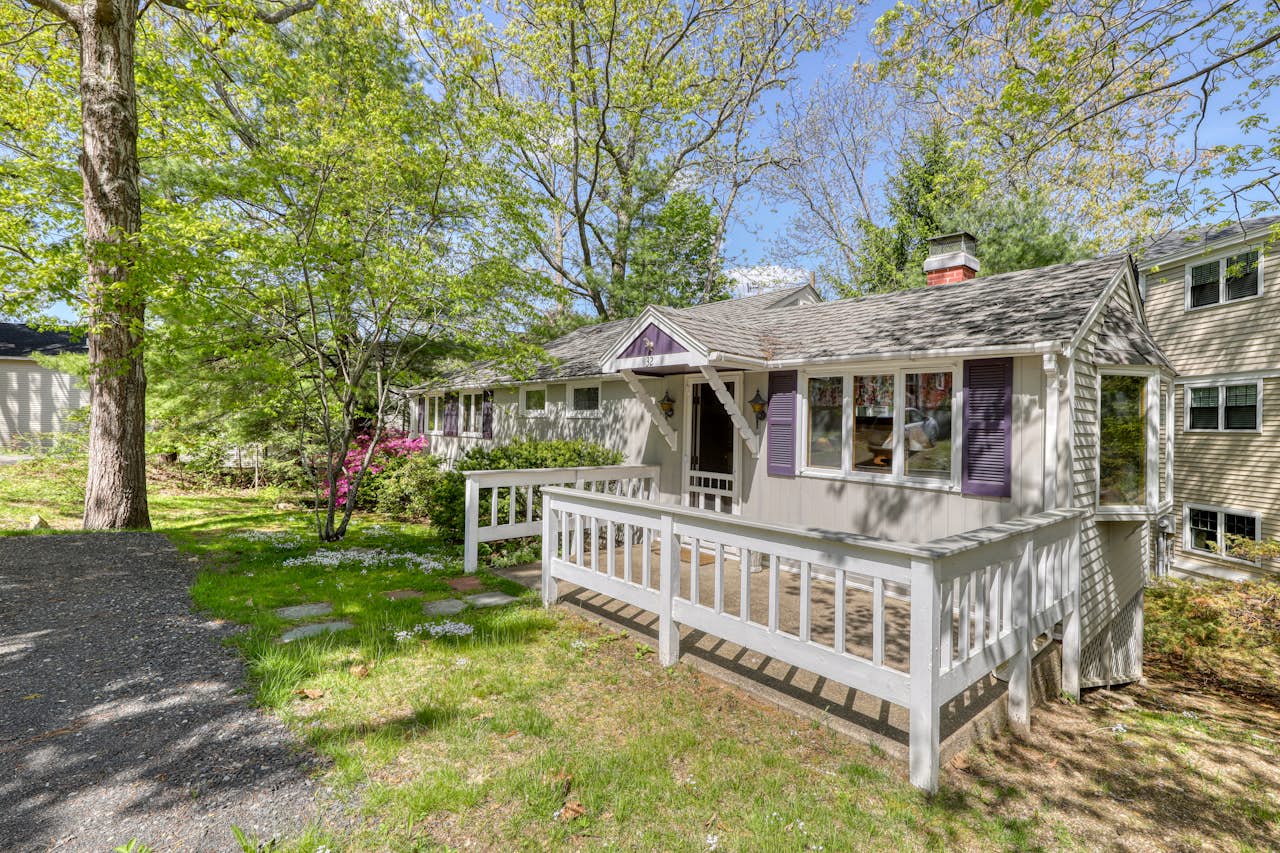 Quintessential Maine Cottage 2 BD Vacation Rental in Ogunquit, ME