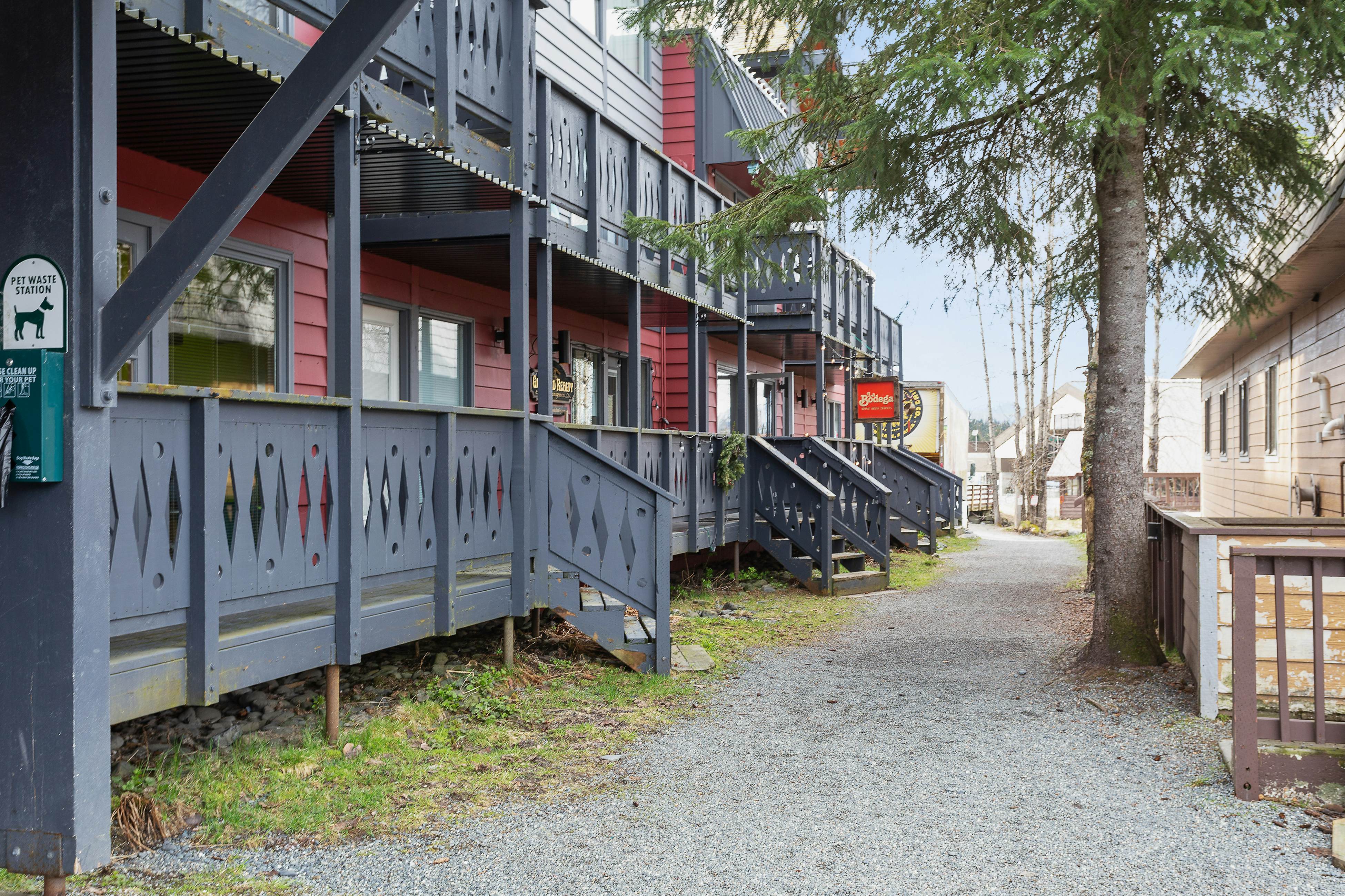 East Condo 222 1 BD Girdwood, AK Vacation Rental Vacasa