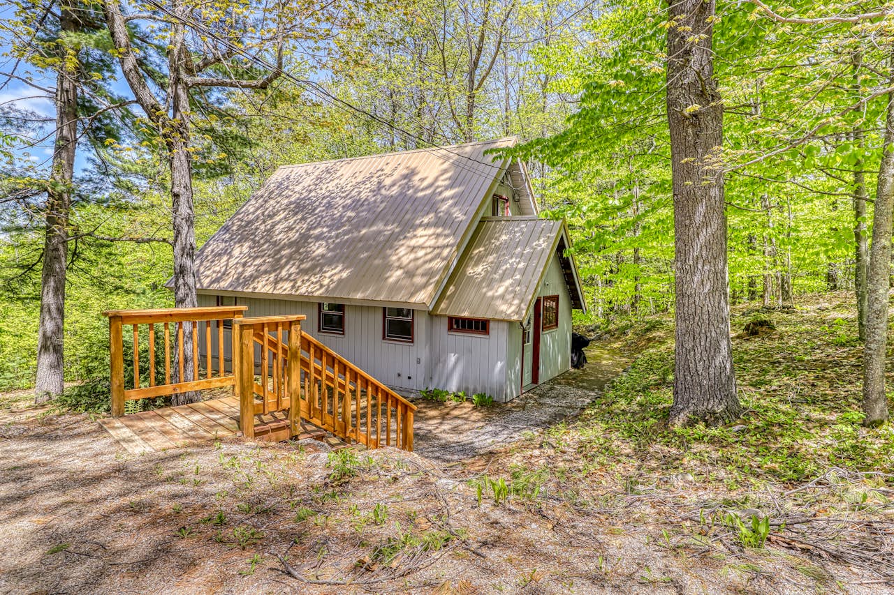 Rockhouse Mountain Retreat 3 BD Vacation Rental in Conway, NH Vacasa