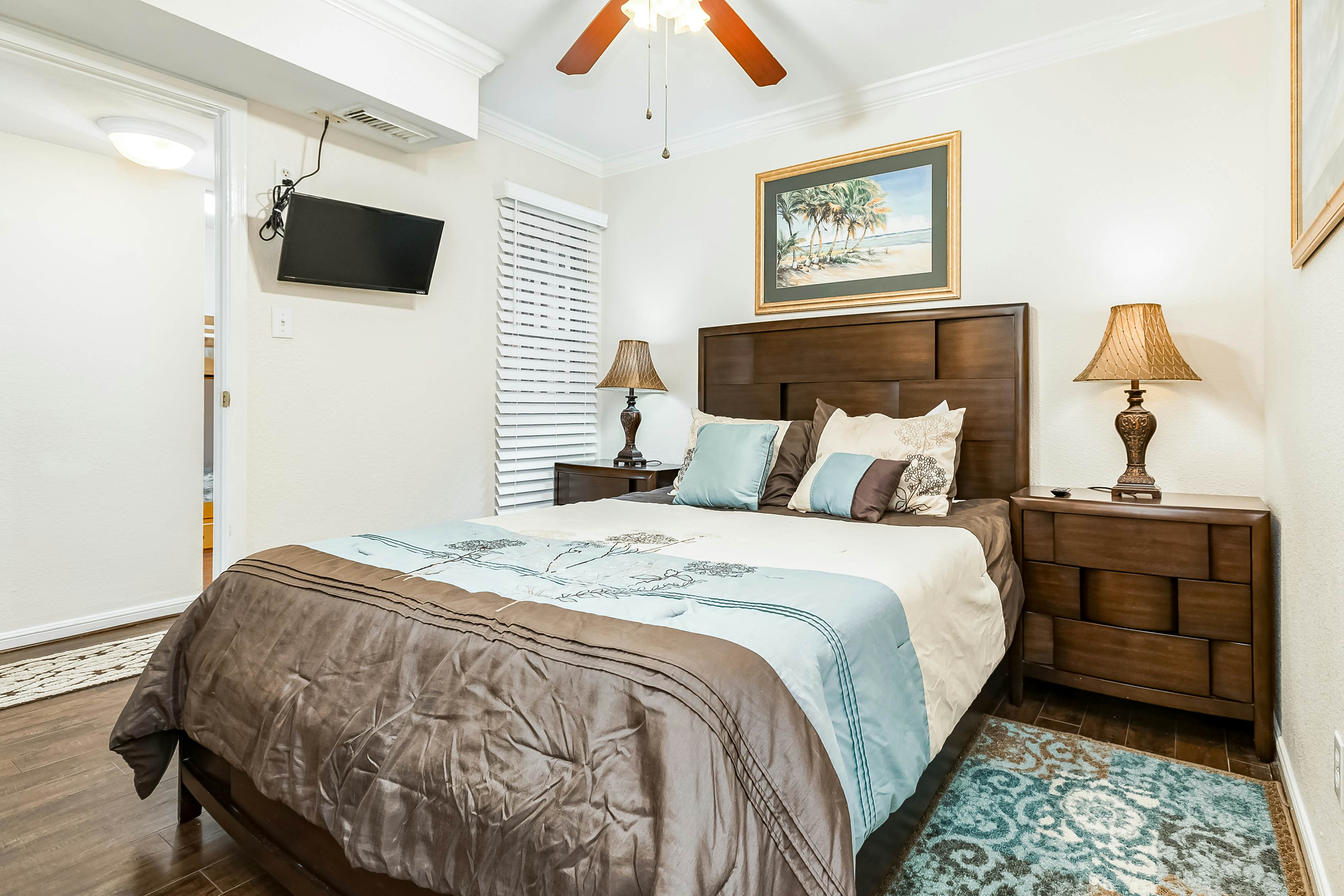 Victorian Condos Victorian 1305 3 BD Galveston, TX Vacation Rental