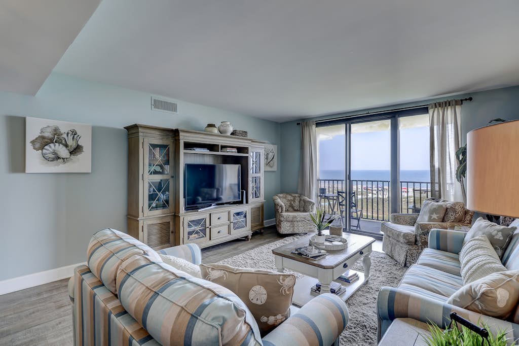 Waterfront Getaway with Pools, Hot Tub, and Views of the Atlantic Ocean — Hilton Head, SC — vacation rental
