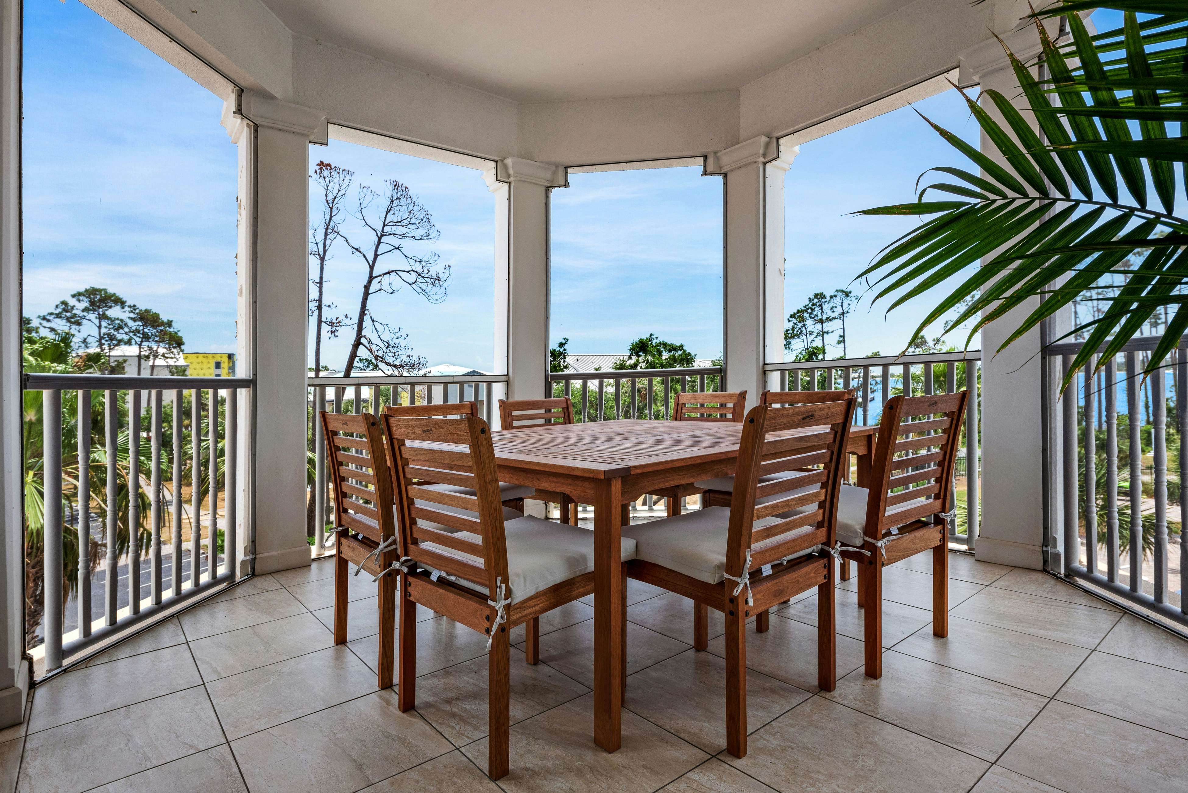 Reflections at Bay Point 301