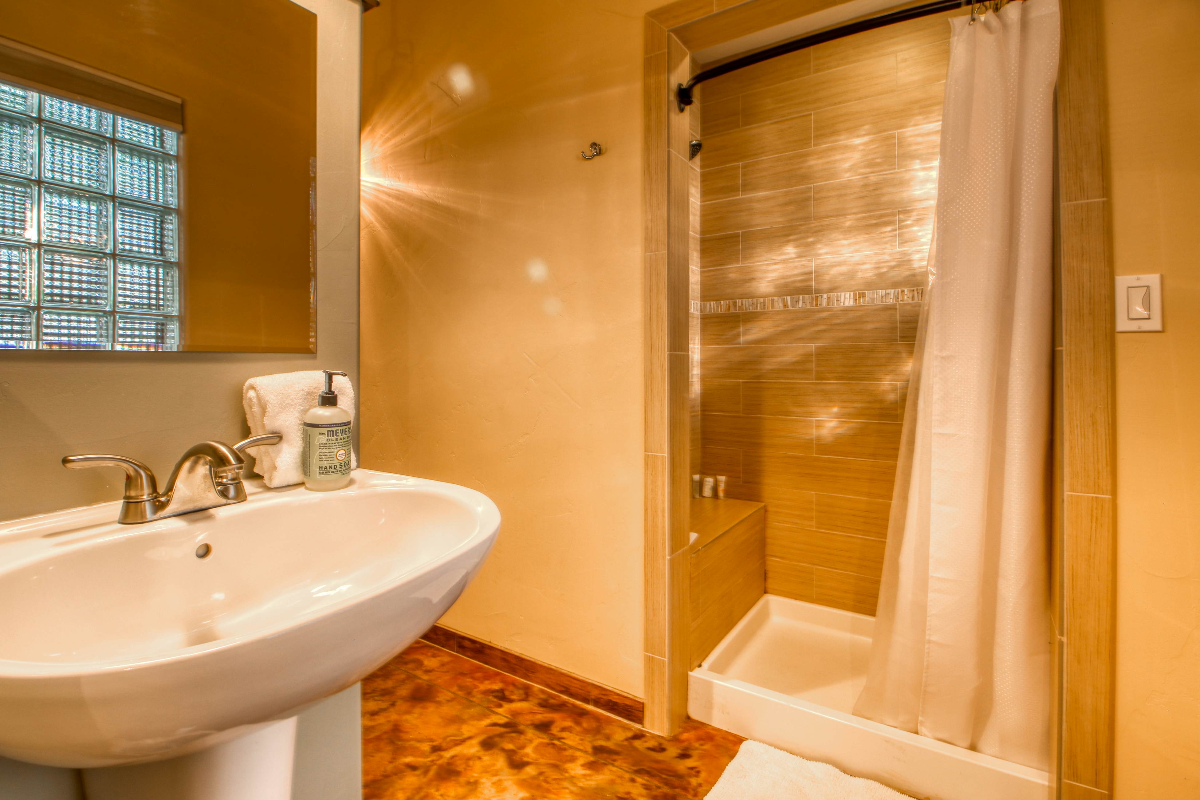 Creekside Cowa-Bungalow