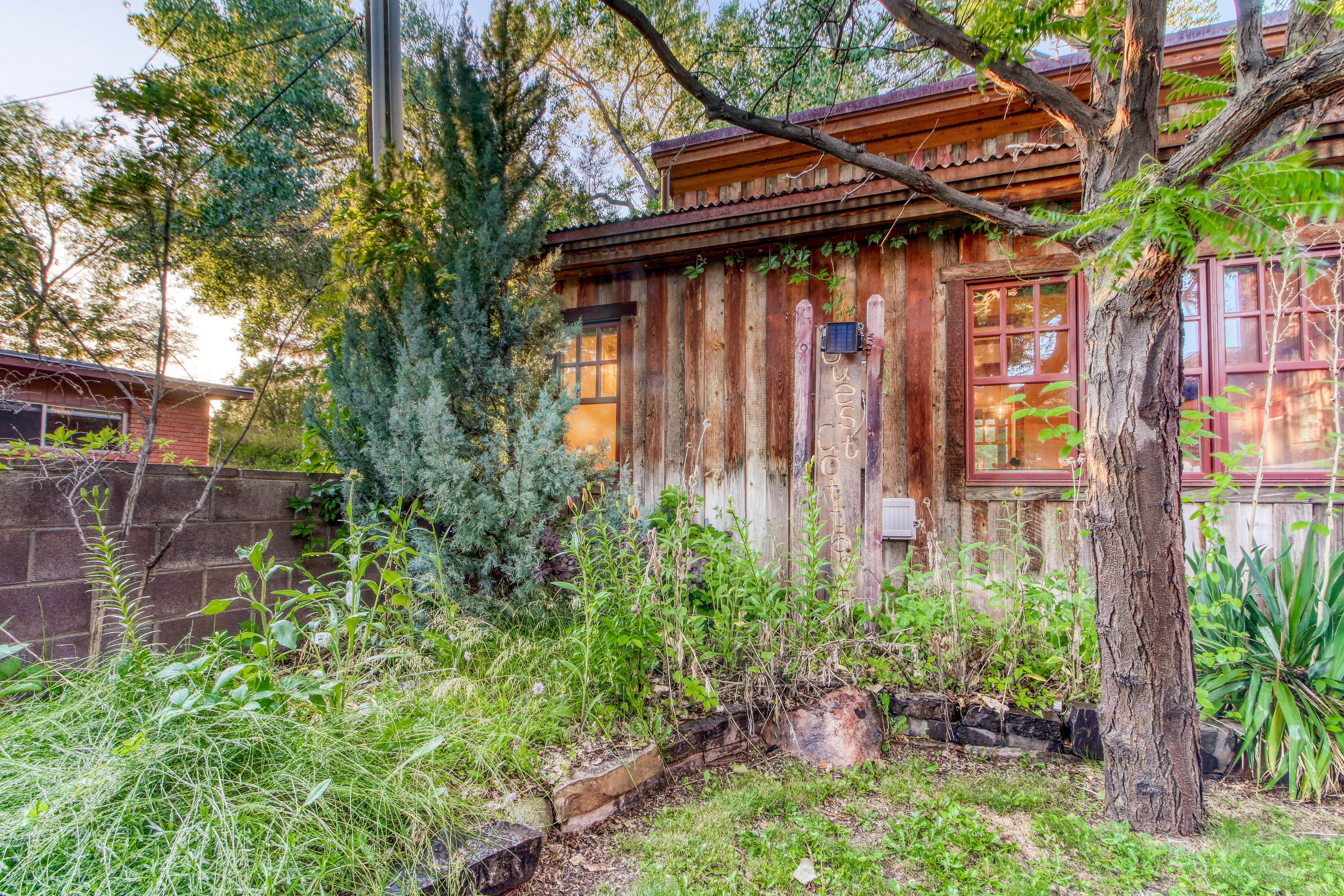 Creekside Guest Cottage