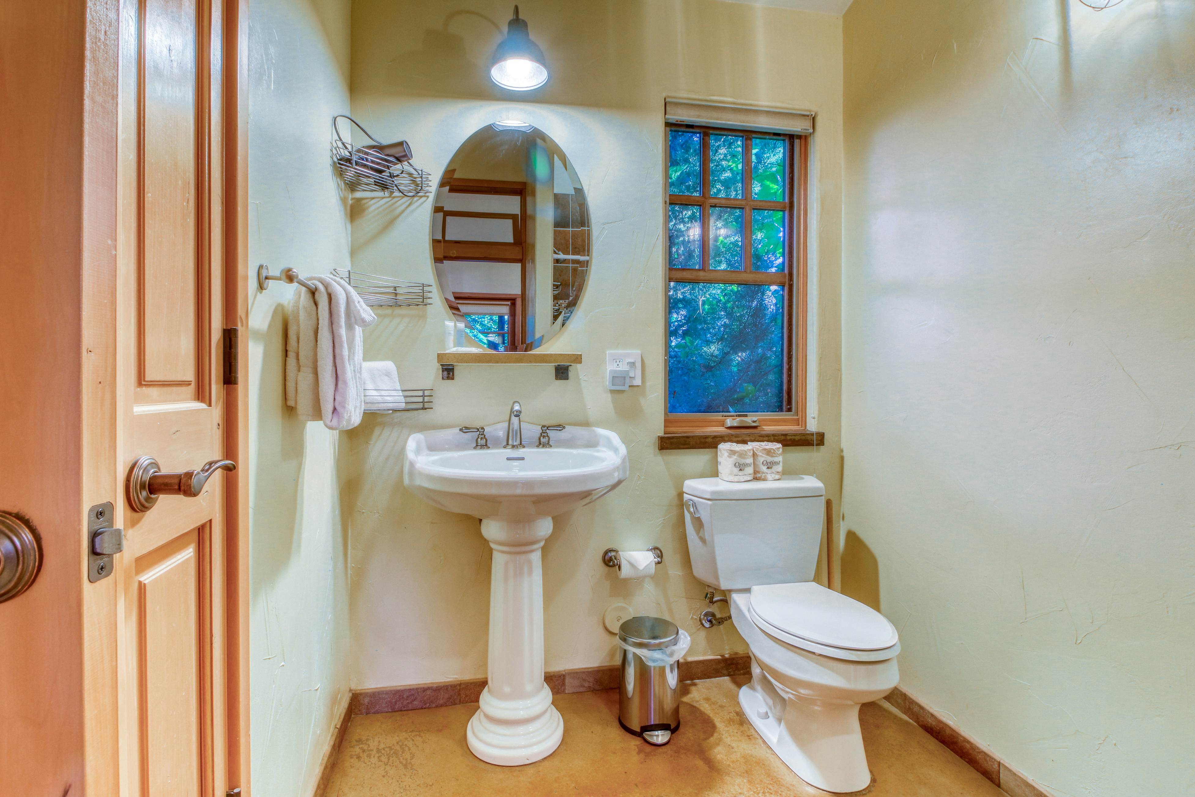 Creekside Guest Cottage