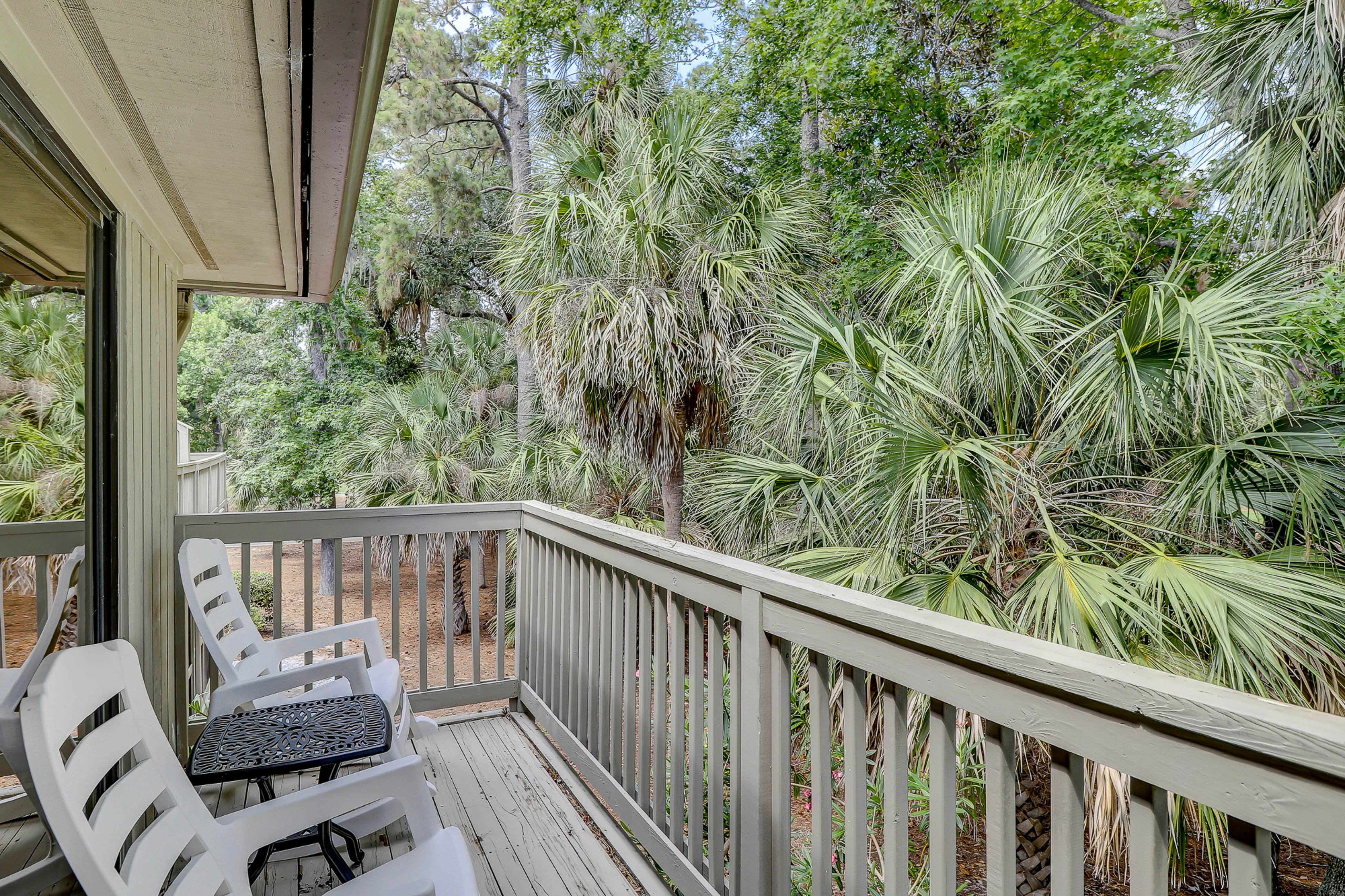 Tennismaster 303 2 BD Hilton Head, SC Vacation Rental Vacasa