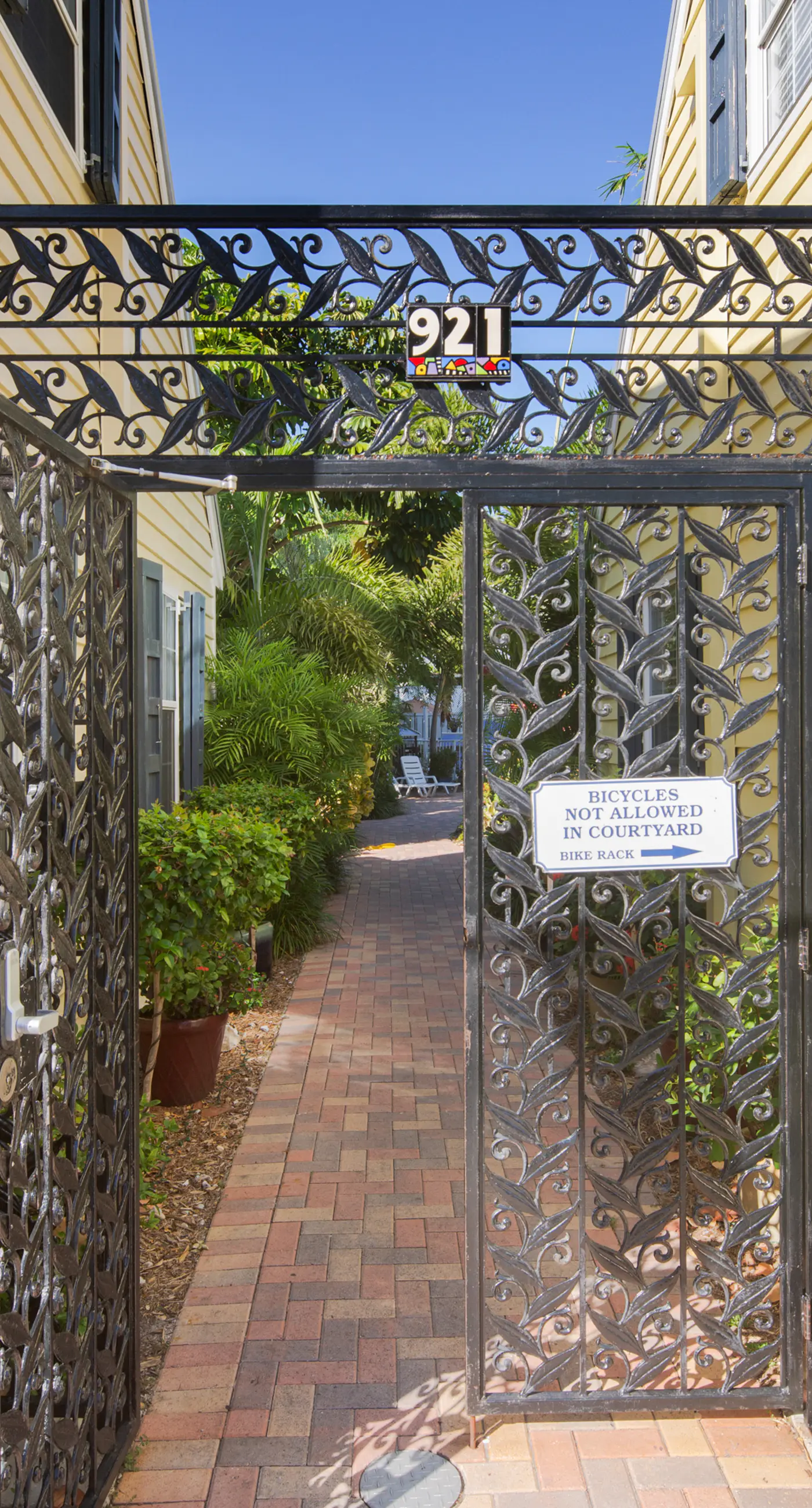 Old Town Garden Villas Andros Suite 1 BD Key West, FL Vacation