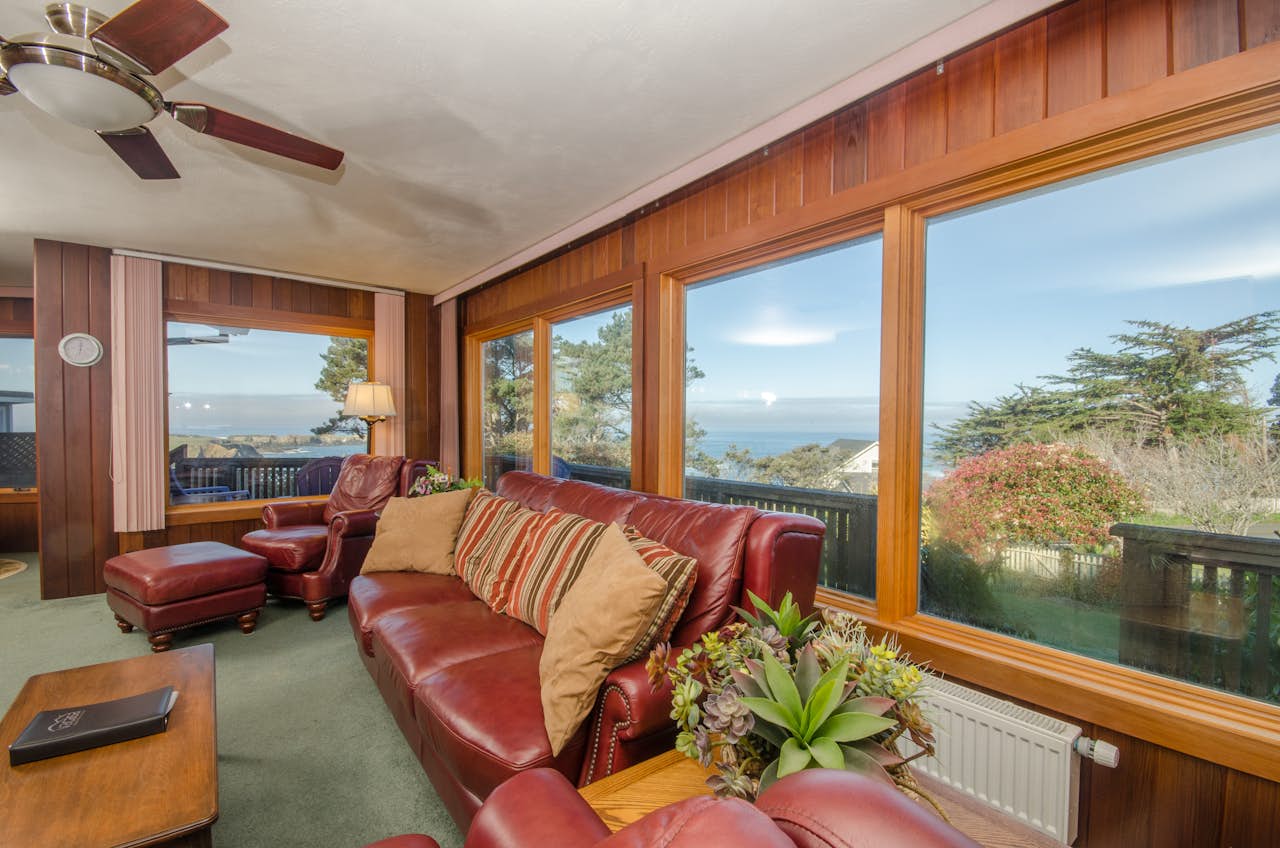 Headlands Cove 3 BD Vacation Rental in Mendocino, CA Vacasa