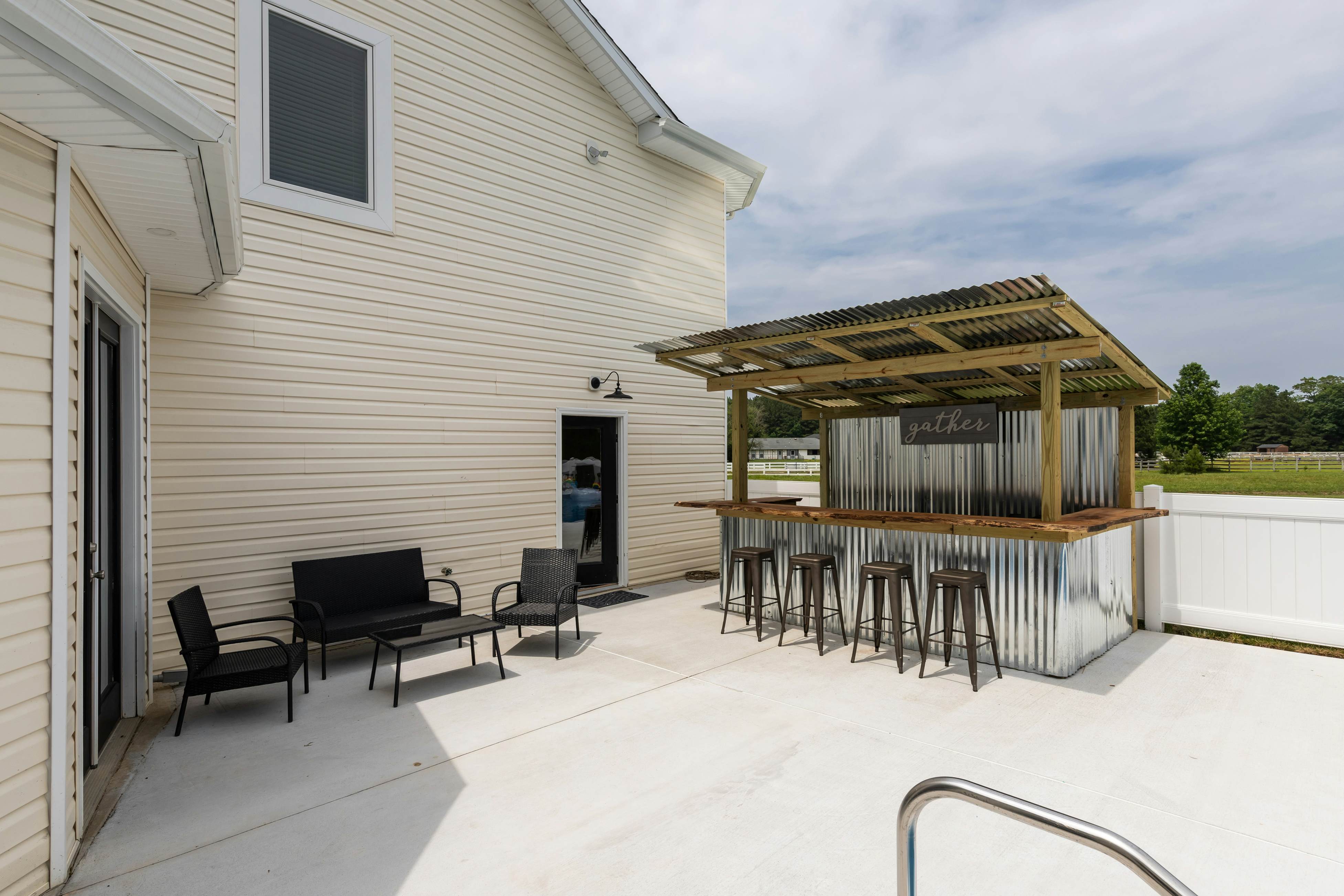 Brooklyn Meadows The Manor 6 BD Berlin, MD Vacation Rental Vacasa