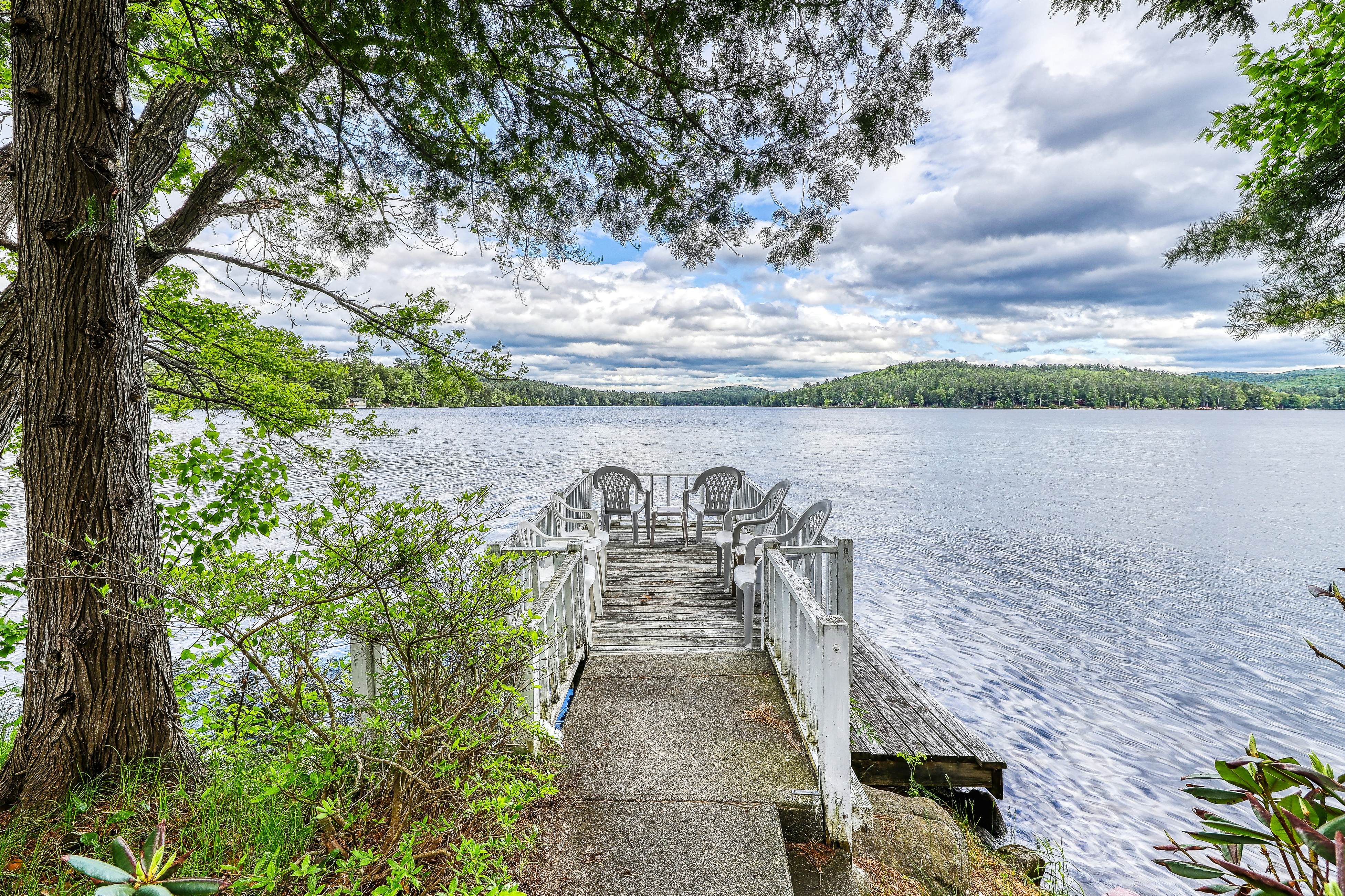 The Lakeside White House