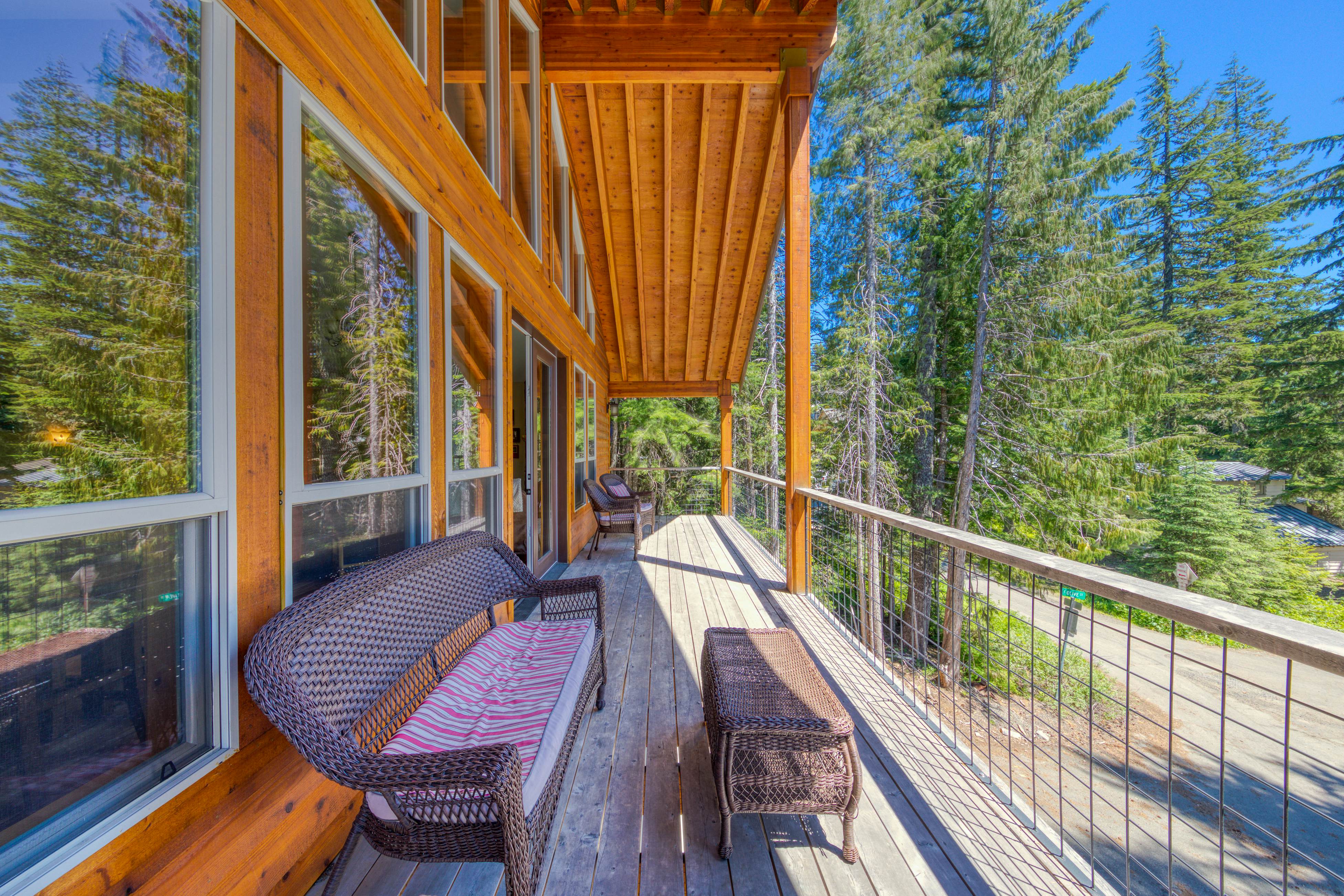 Mountain House on Lige Lane