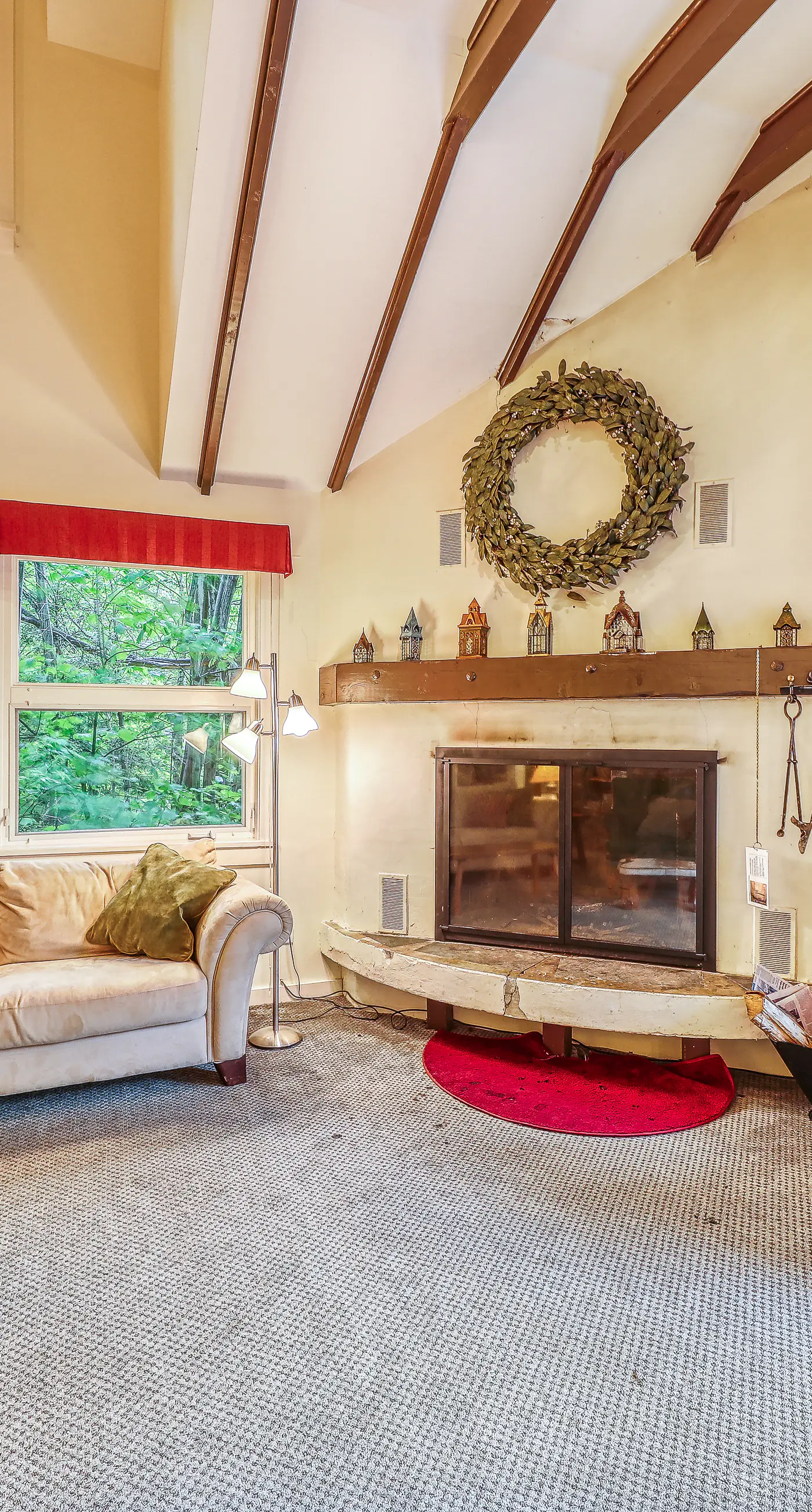 Klebenov Chalet 4 BD Franconia, NH Vacation Rental Vacasa