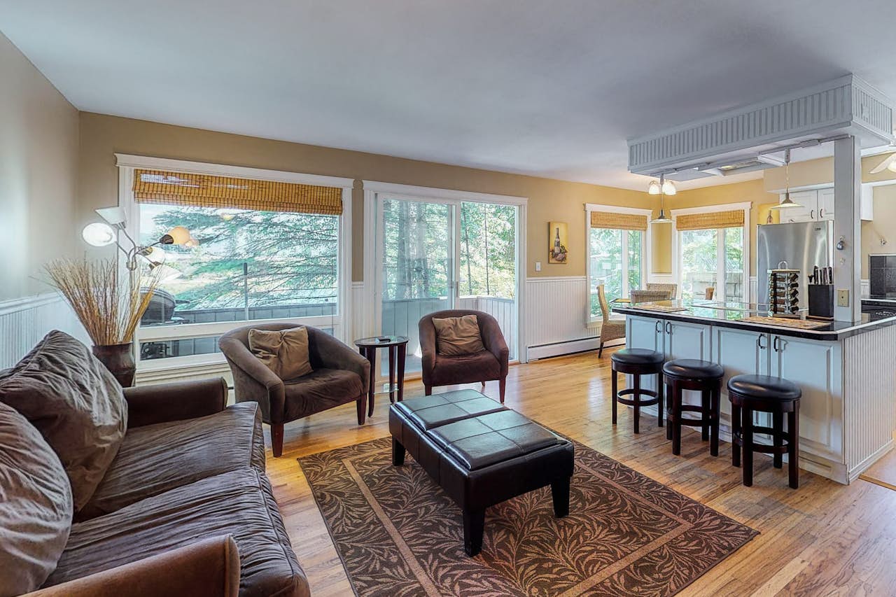 Driftwood 5 2 BD Sandpoint, ID Vacation Rental Vacasa