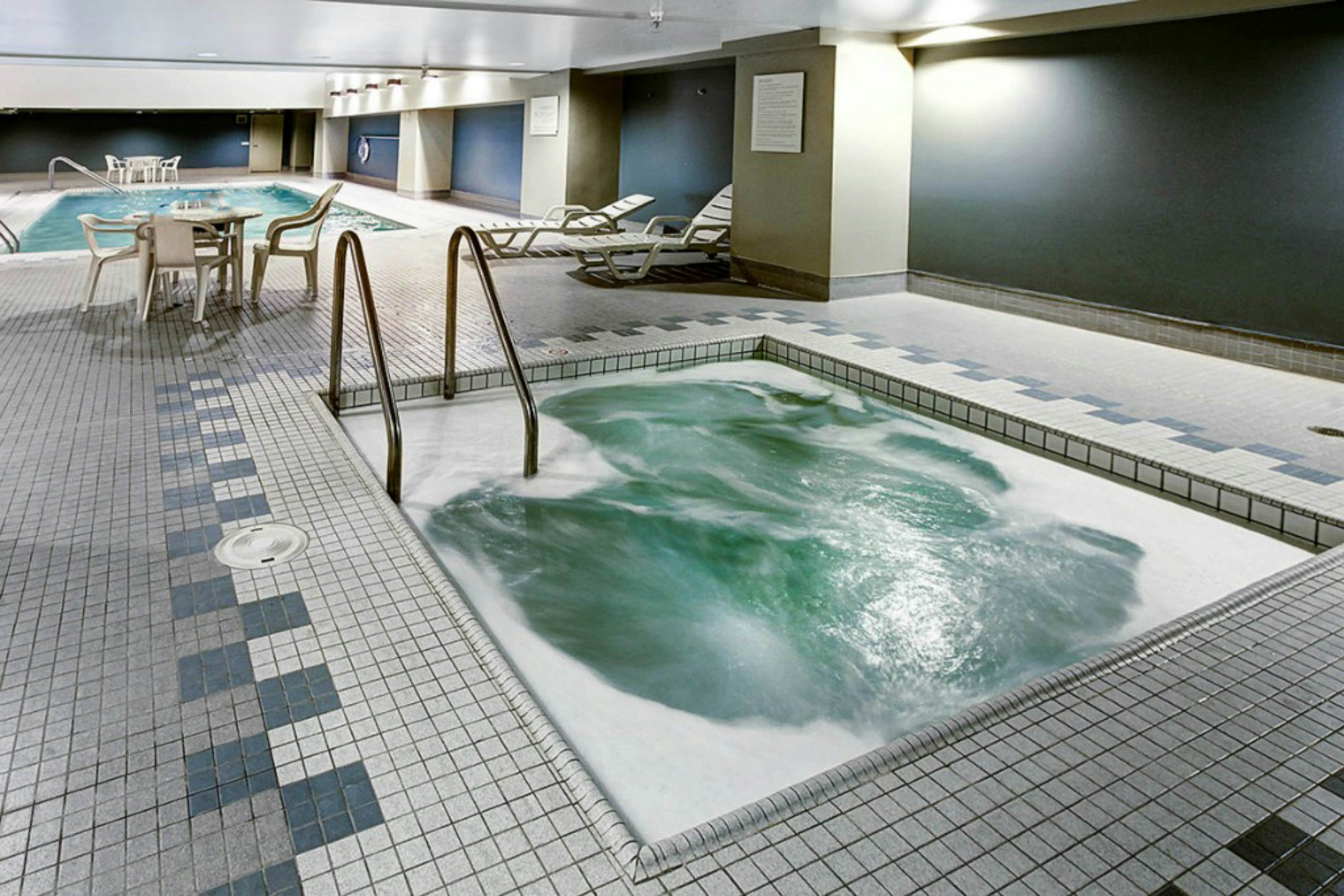 Newmark Tower Soundview Suite