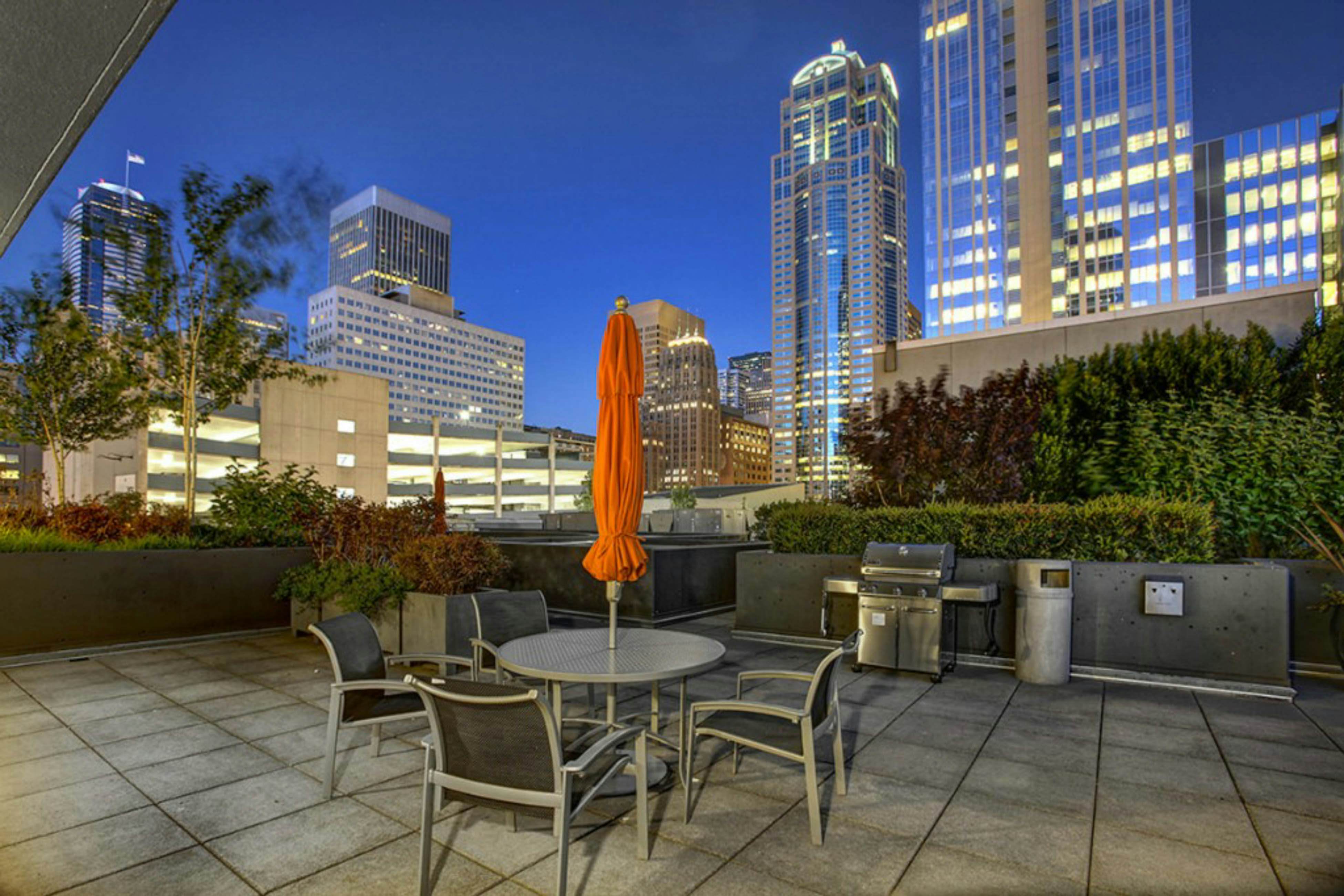 Newmark Tower Soundview Suite