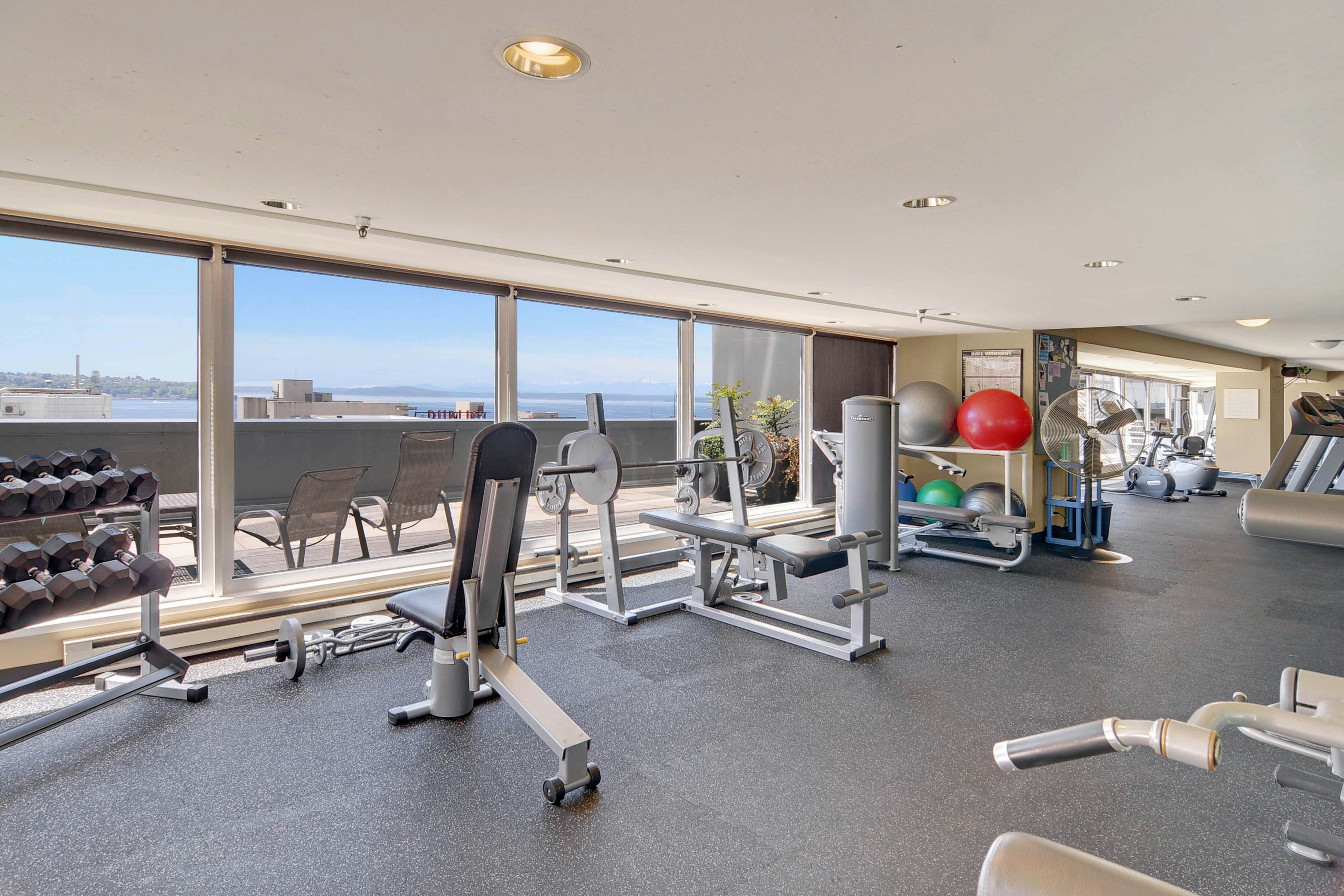 Newmark Tower Soundview Suite