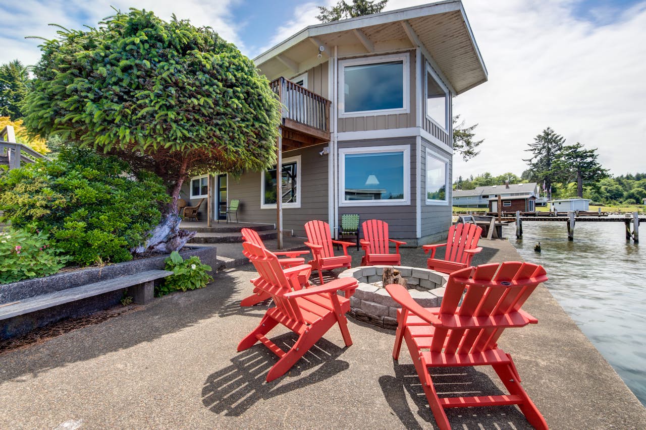 Calm Waters 4 BD Vacation Rental in Otis, OR Vacasa