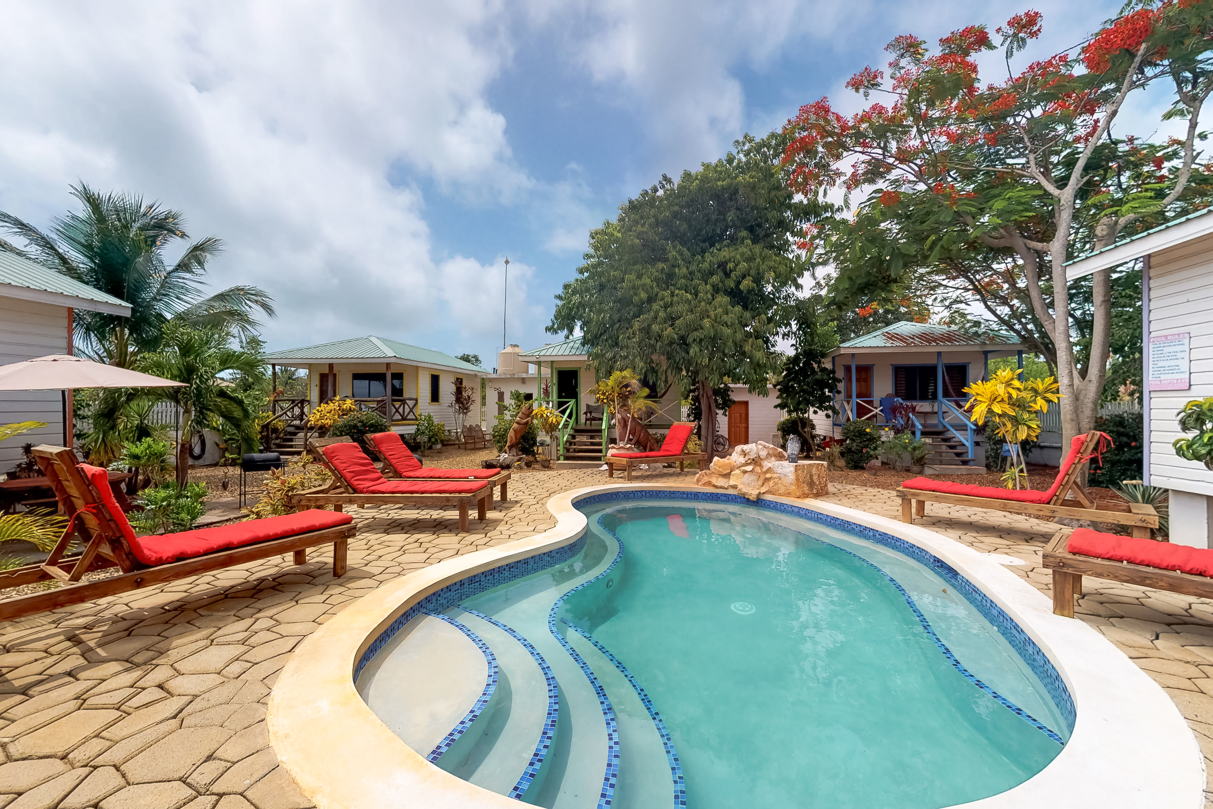 Belize Vacation Rentals, Villa Rentals, Beach Houses | Vacasa