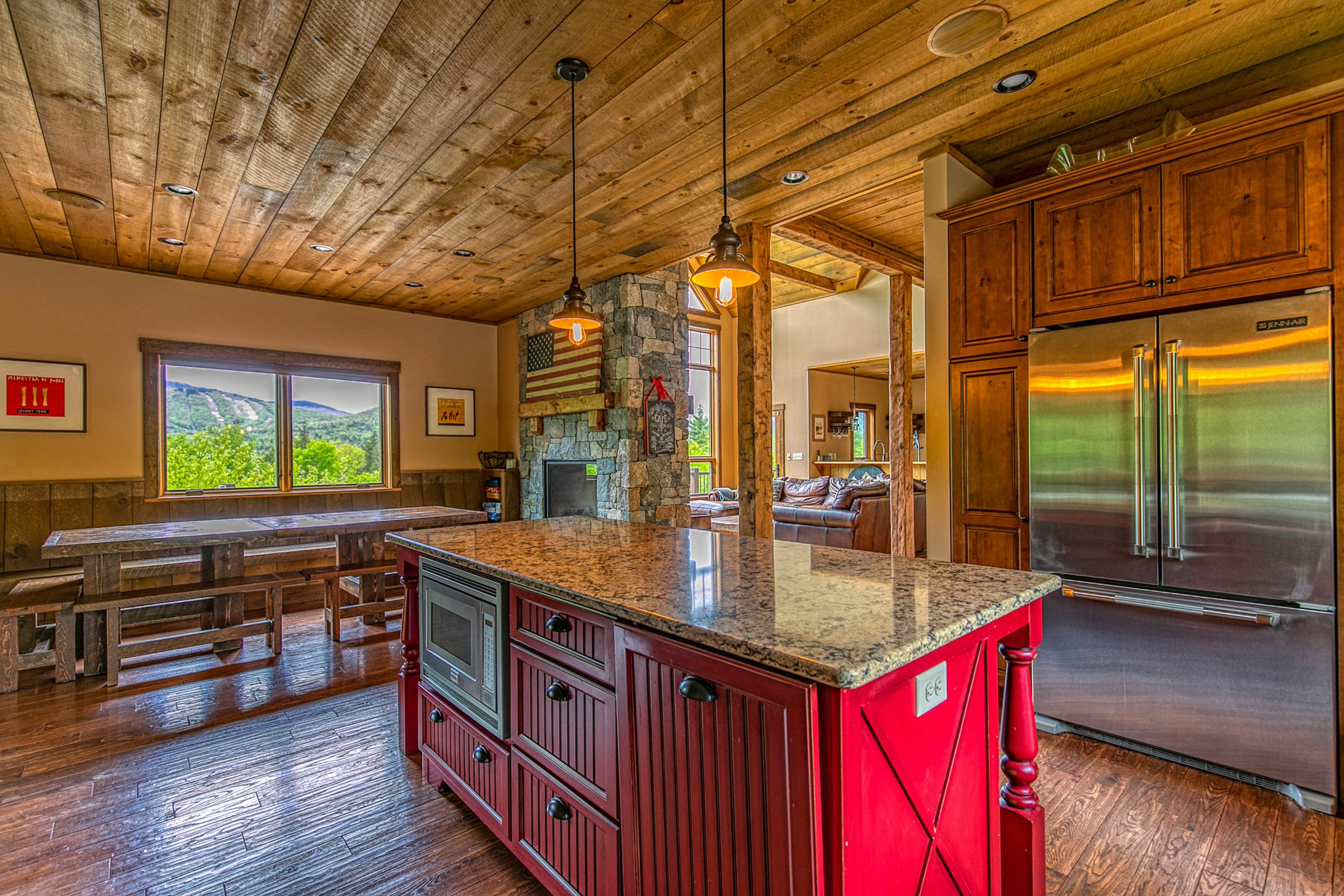 Mountain Estate Family Getaway