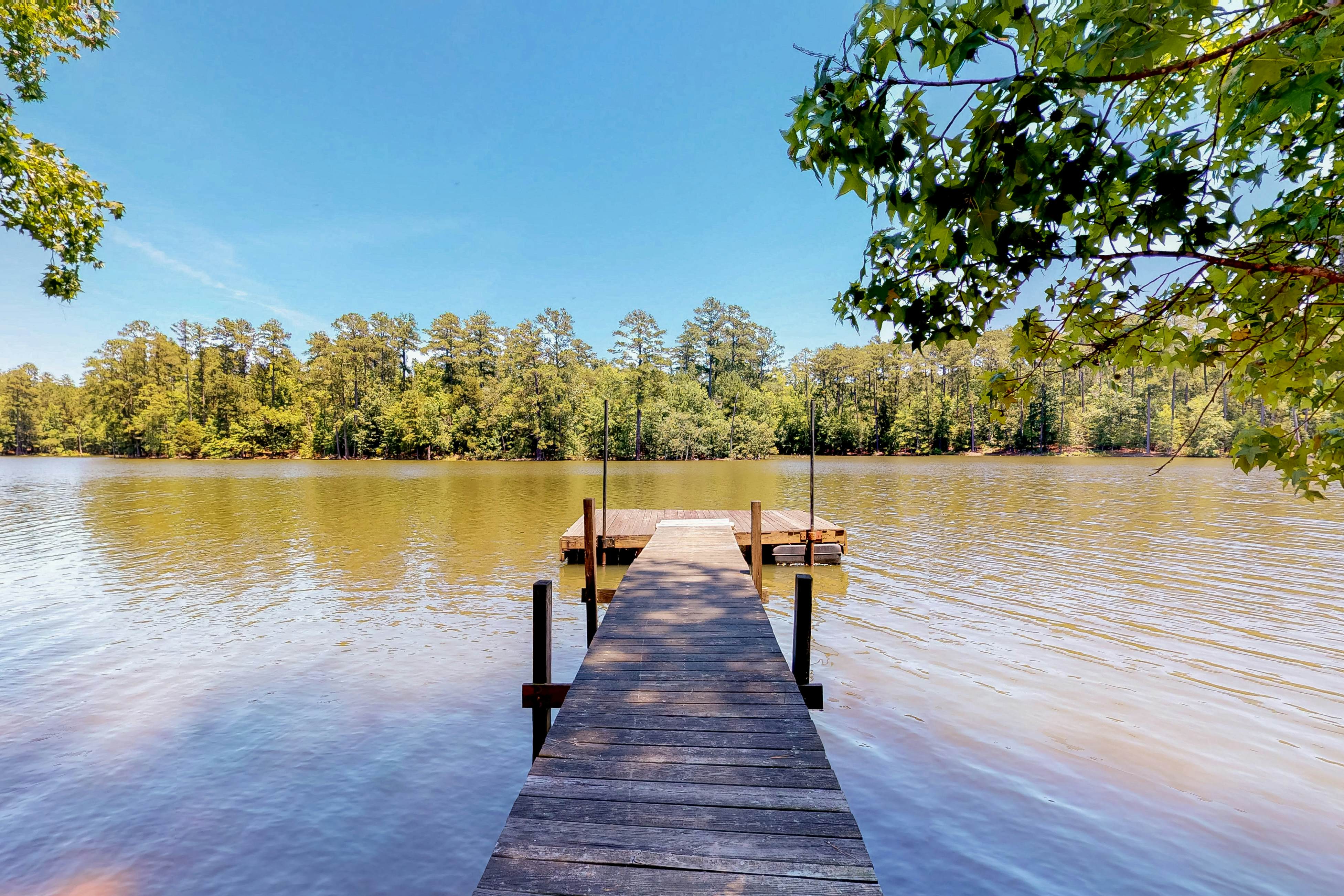 Lake Murray Vacation Rentals, Lake House Rentals, Cabins Vacasa