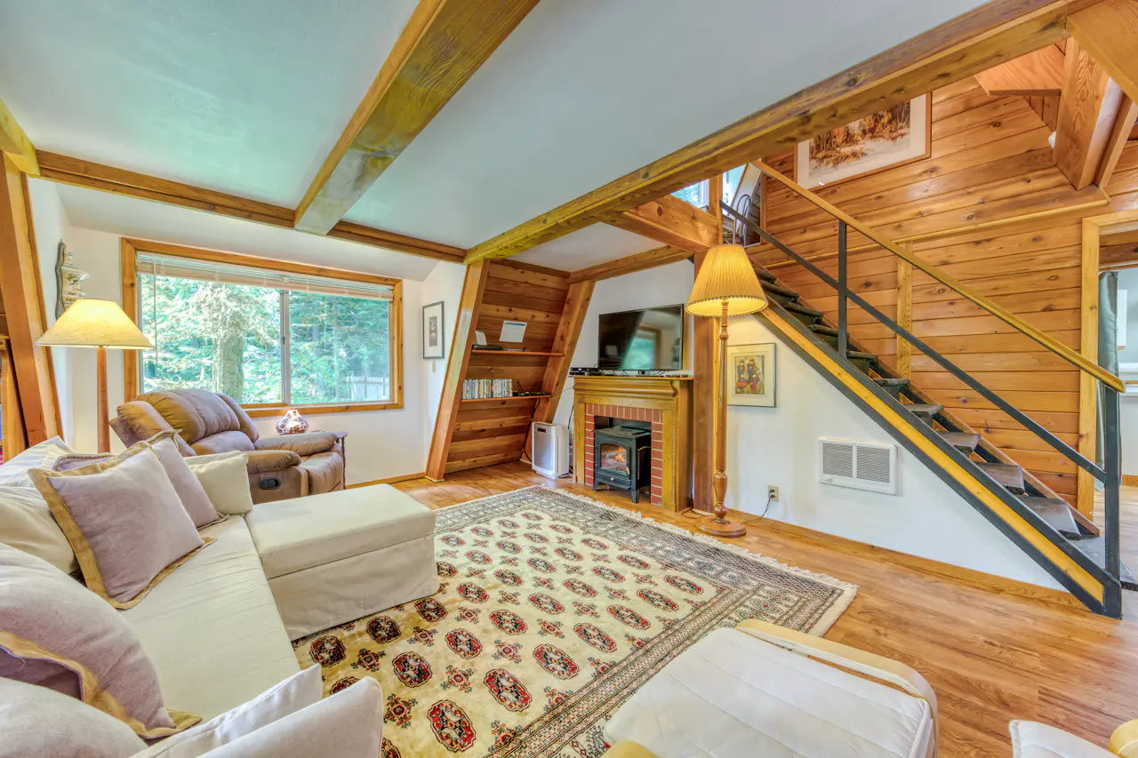 Ironwood Cabin 1 BD Vacation Rental in Welches, OR Vacasa